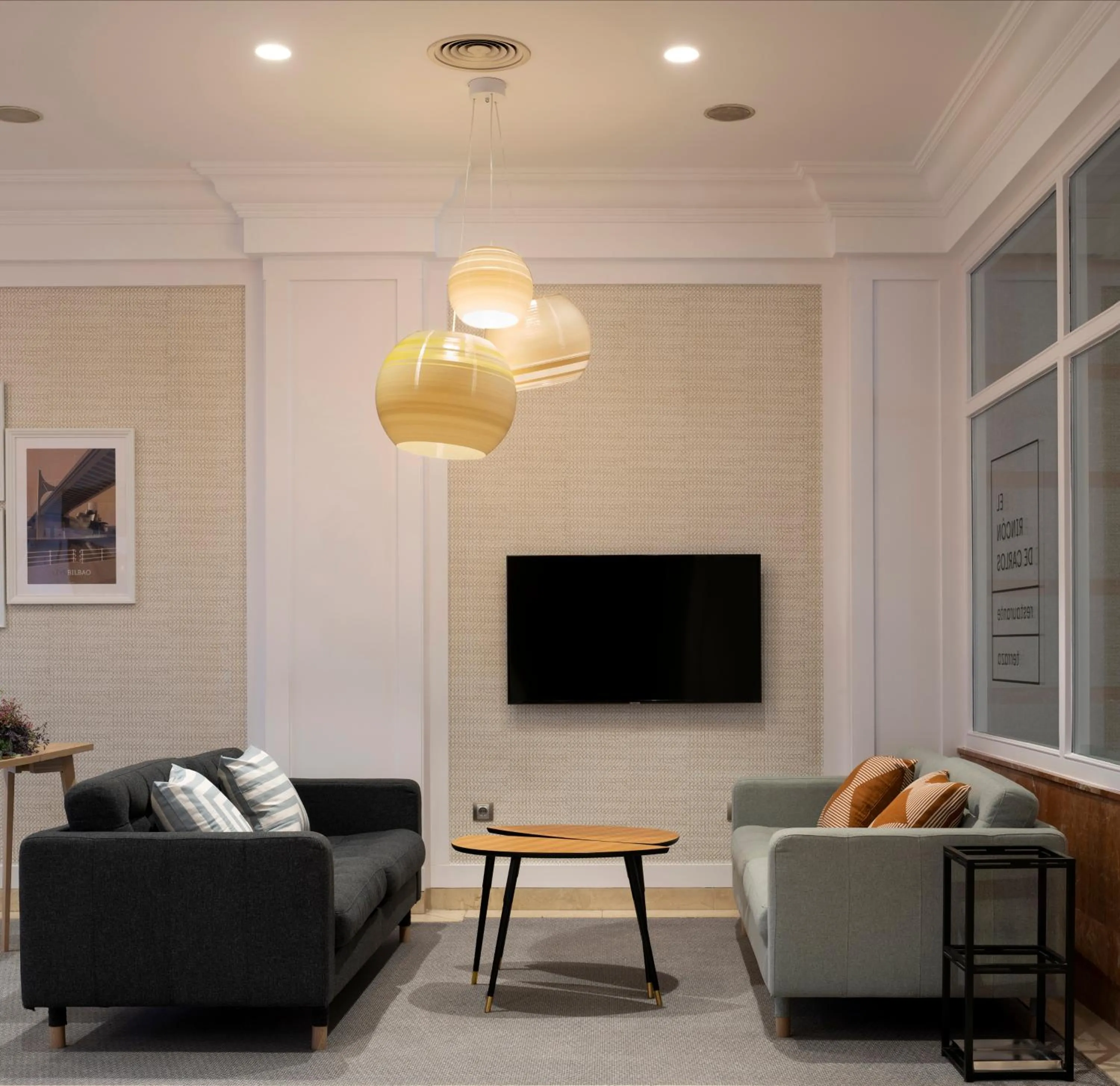 Lobby or reception in Santiago Apartments Bilbao