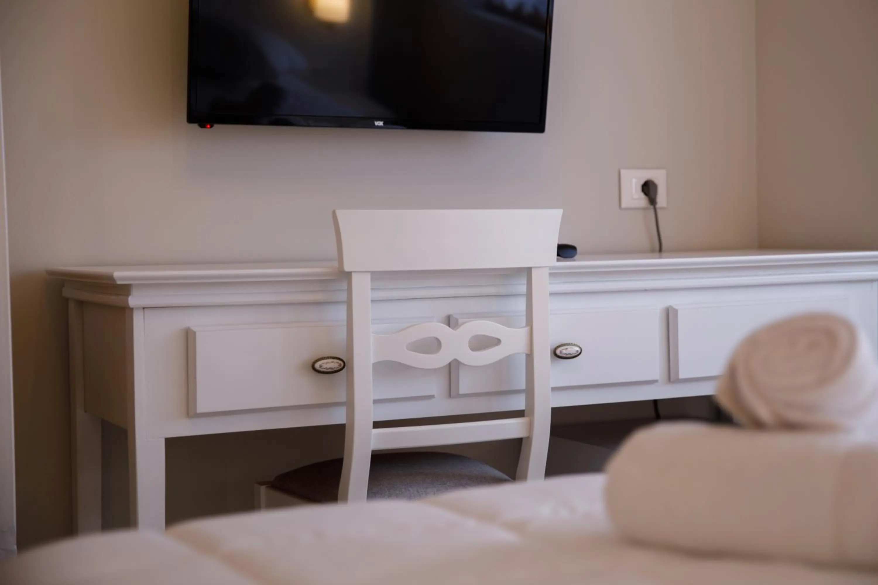 TV and multimedia in Bujtina Sophie