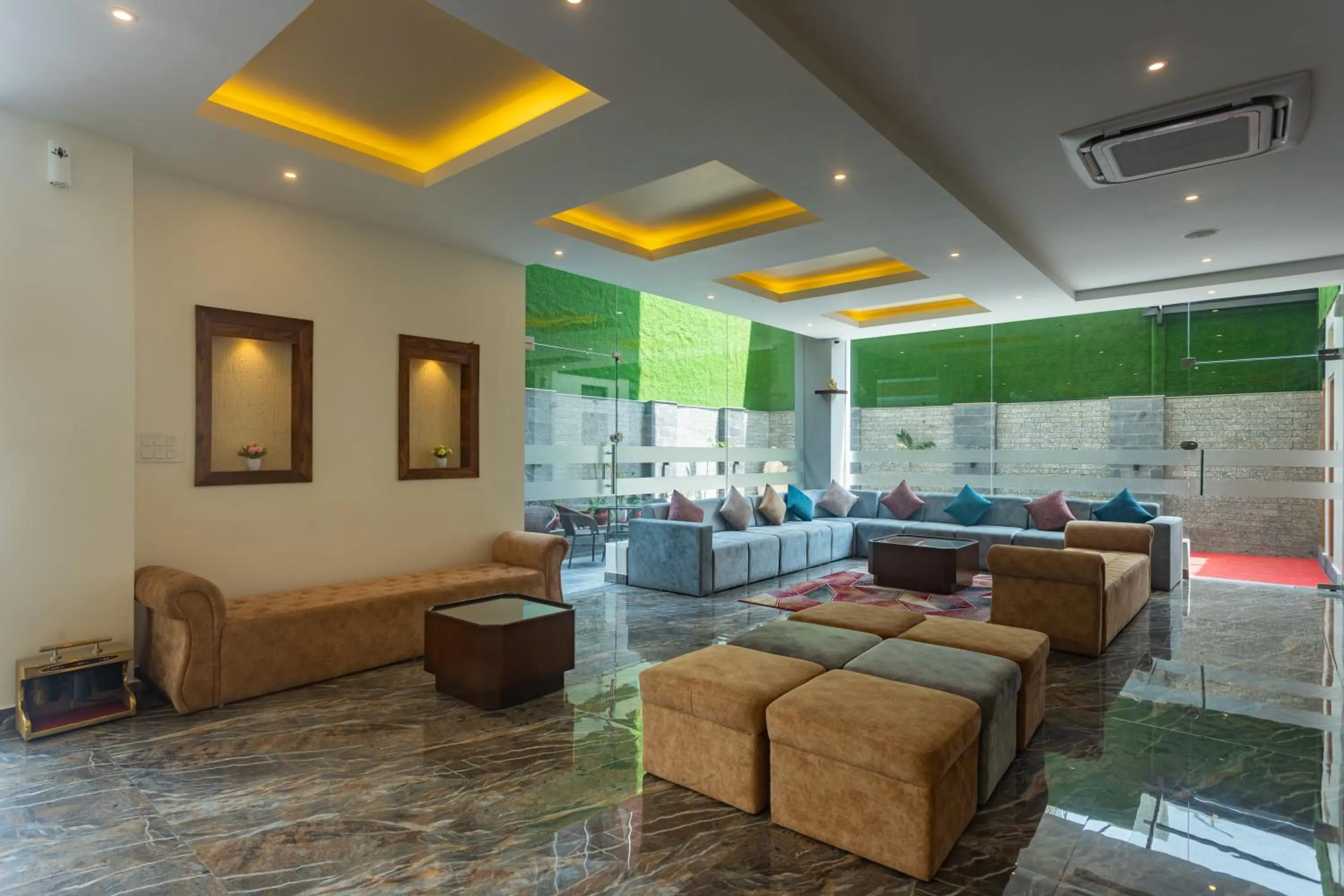 Lobby or reception in Hotel Crystal Pashupati