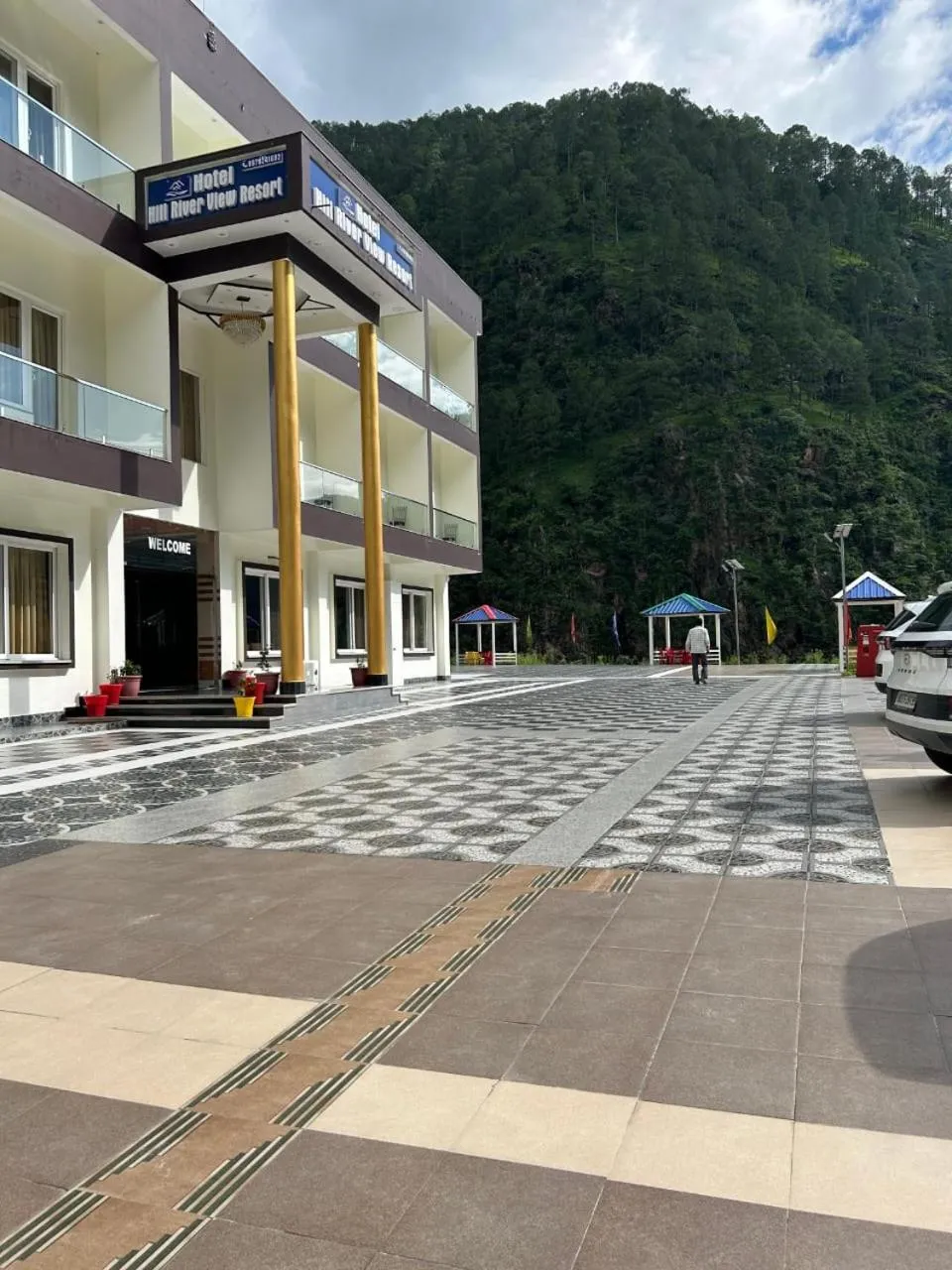 Facade/entrance in Hotel Hill River View Resort