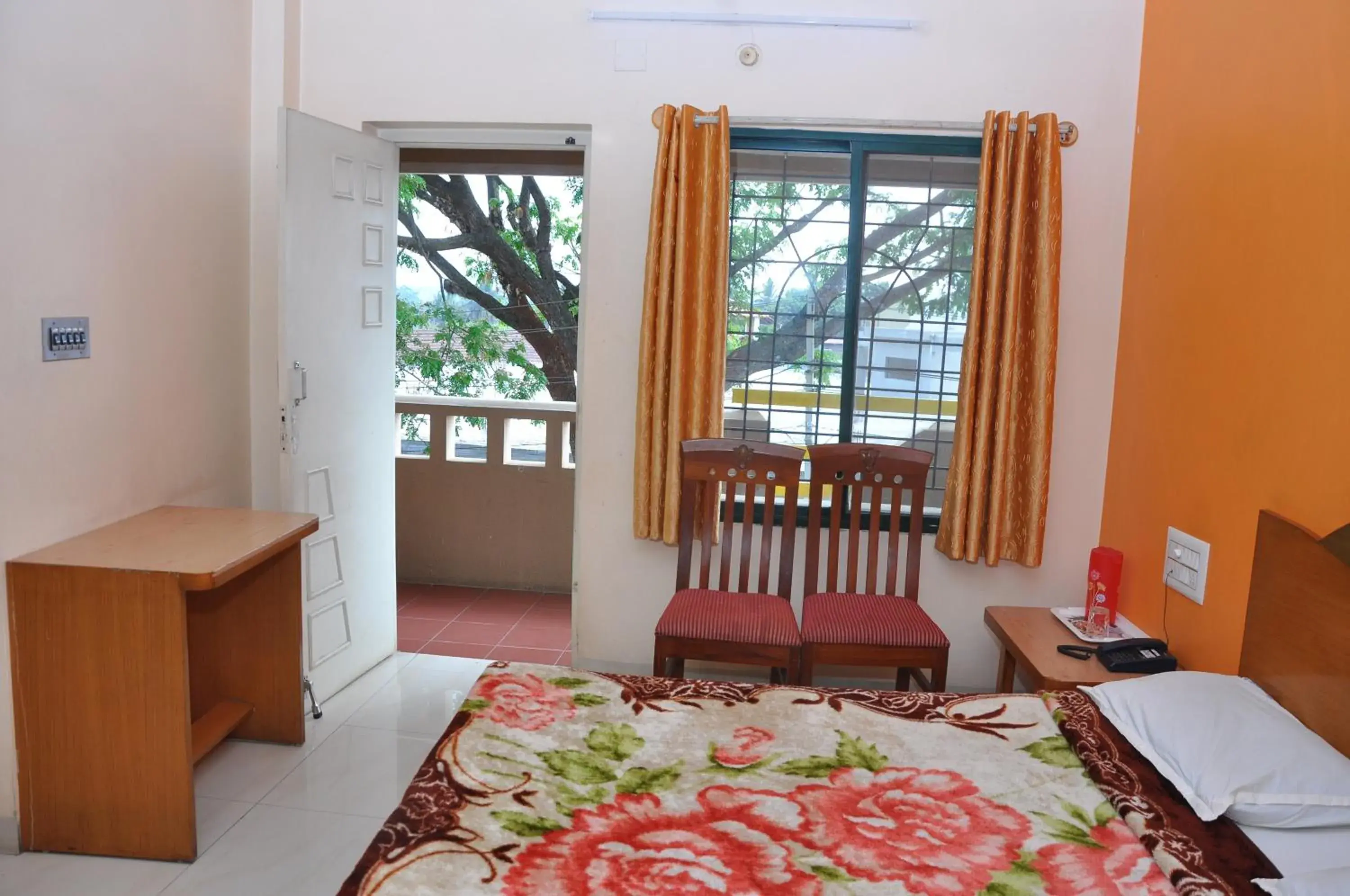 Vinayaka Deluxe Lodge Vinayaka Deluxe Lodge