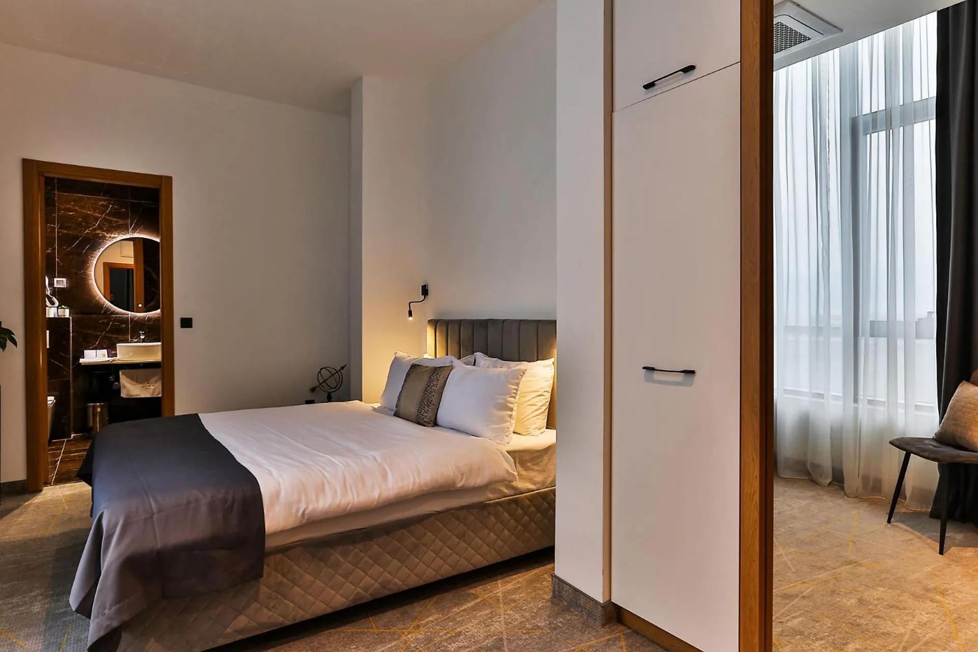 Bedroom, Bed in Hotel Boka