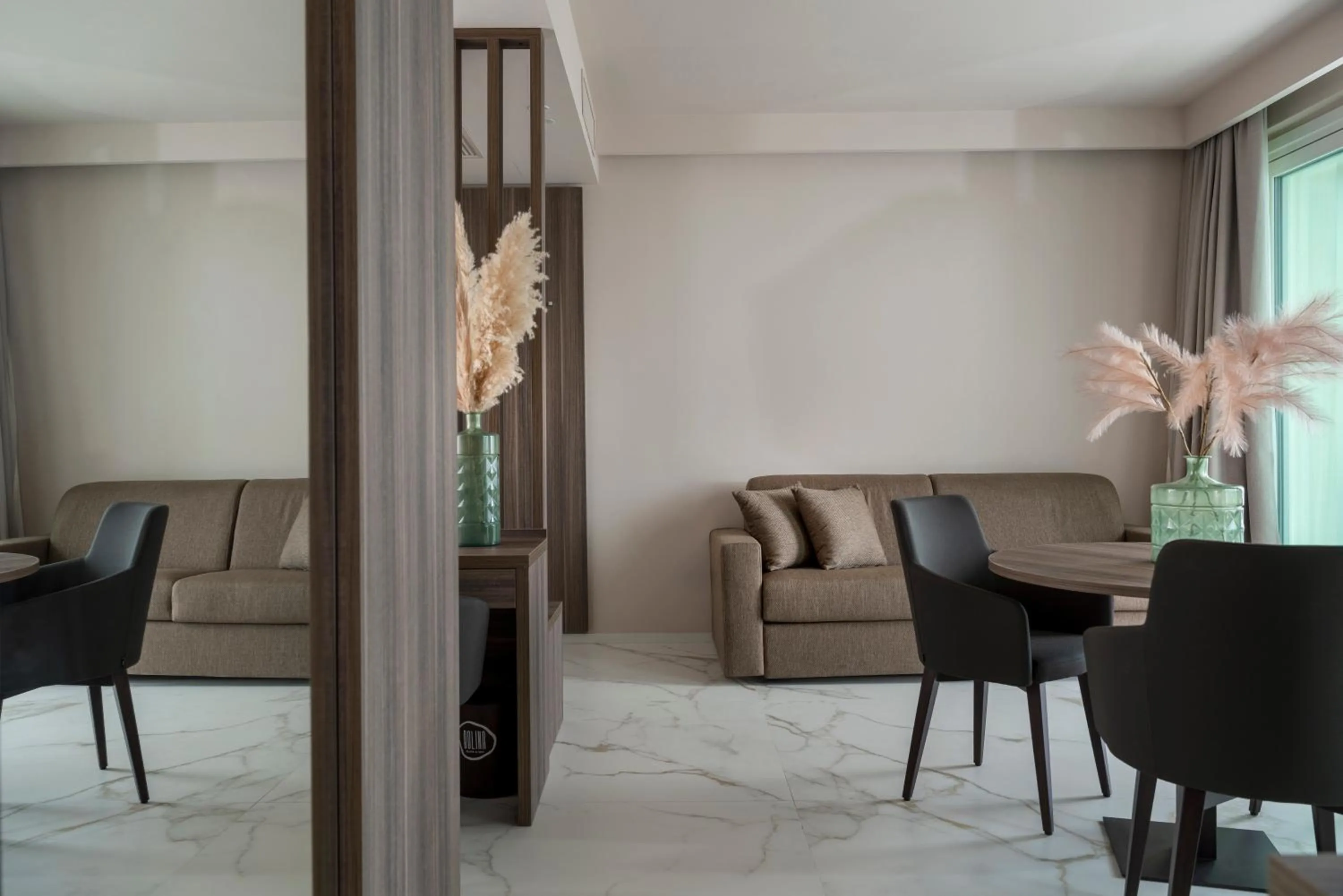 Living room in Bolina Suite & Spa