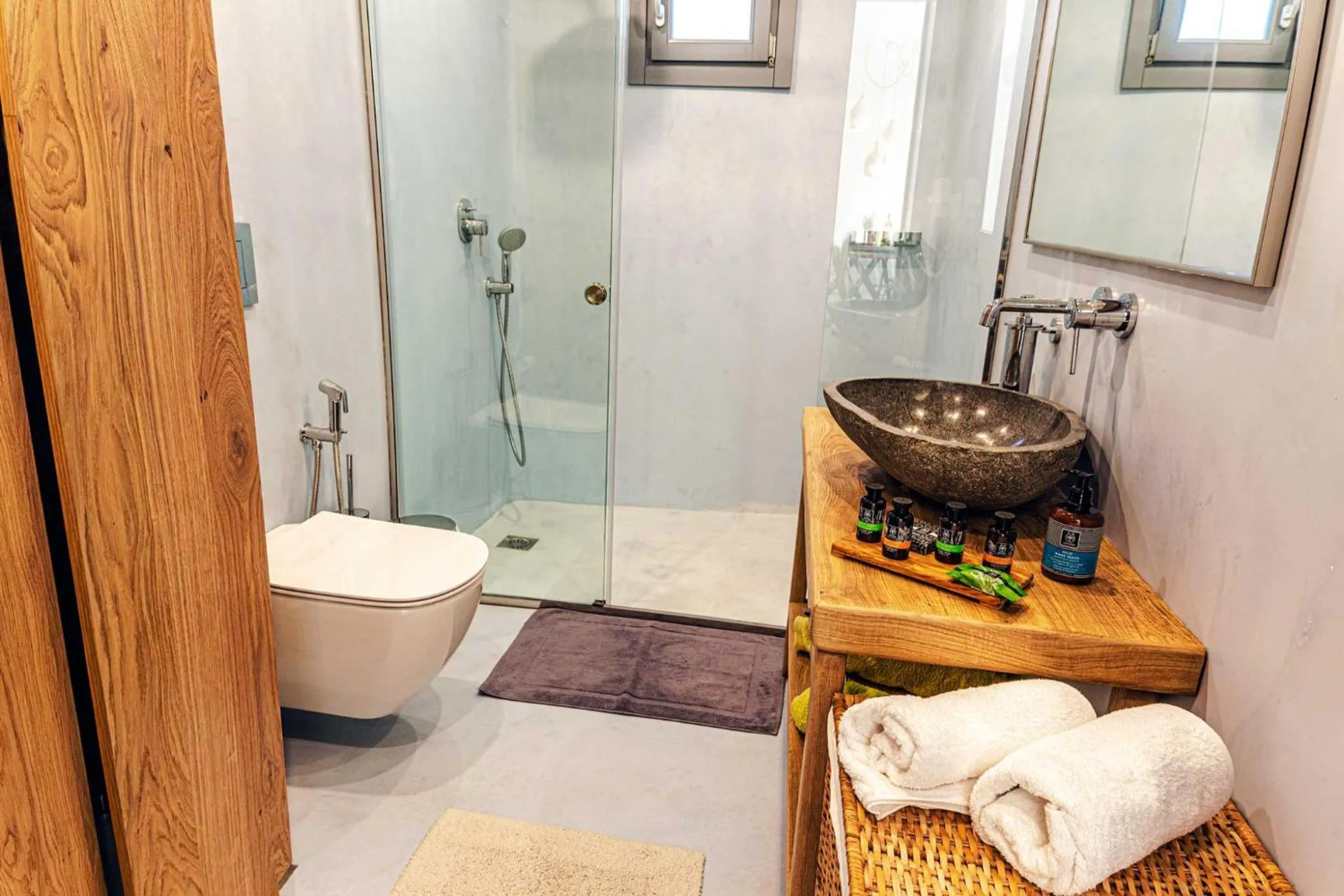 Shower in Mykonian Kazarte