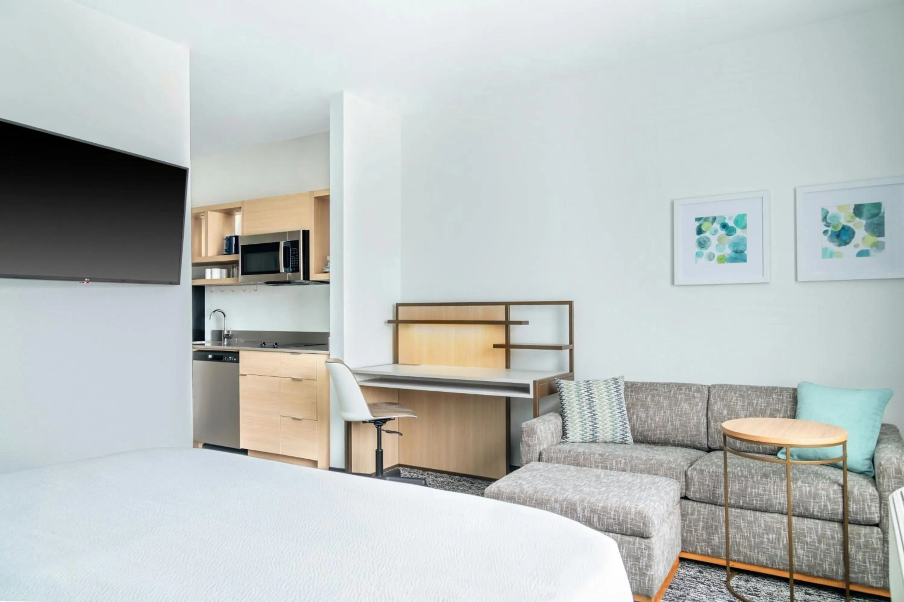 Living room, Bed in TownePlace Suites by Marriott Holland