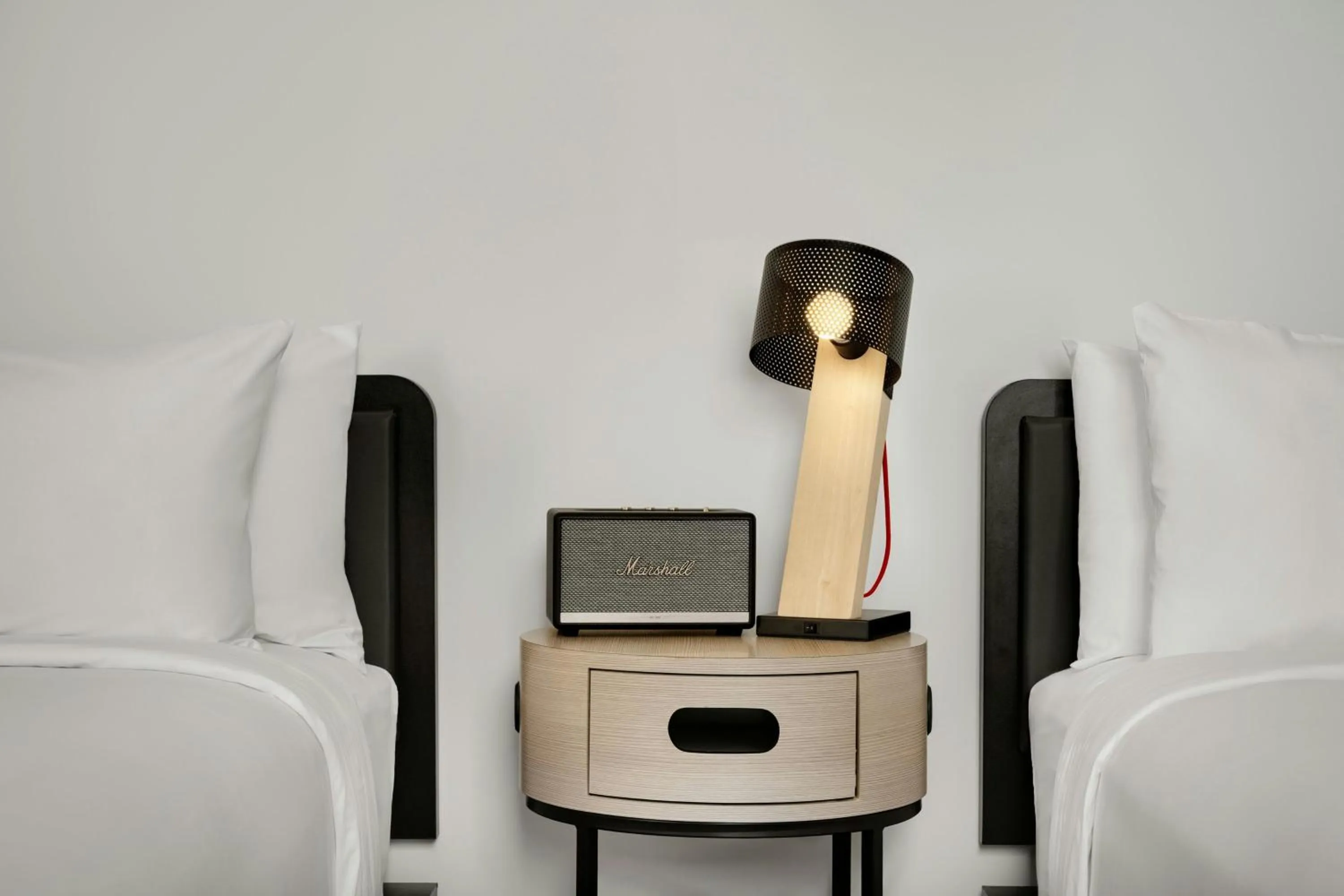 Photo of the whole room in Aloft Indianapolis Downtown