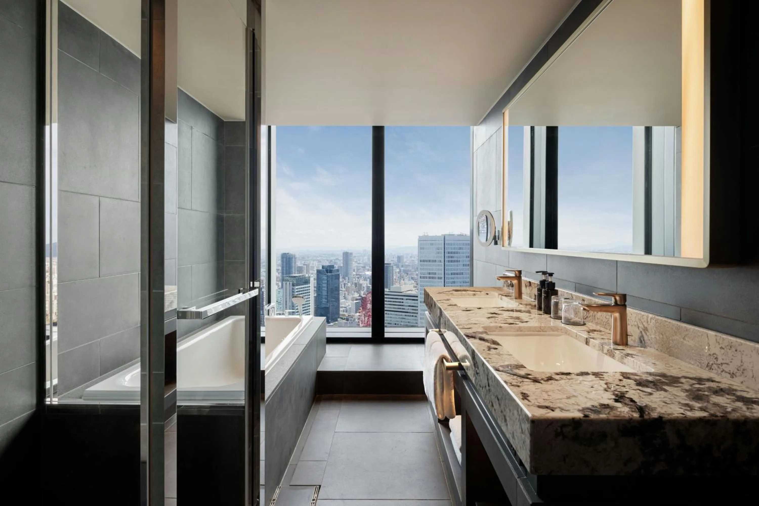 Bathroom in THE OSAKA STATION HOTEL, Autograph Collection