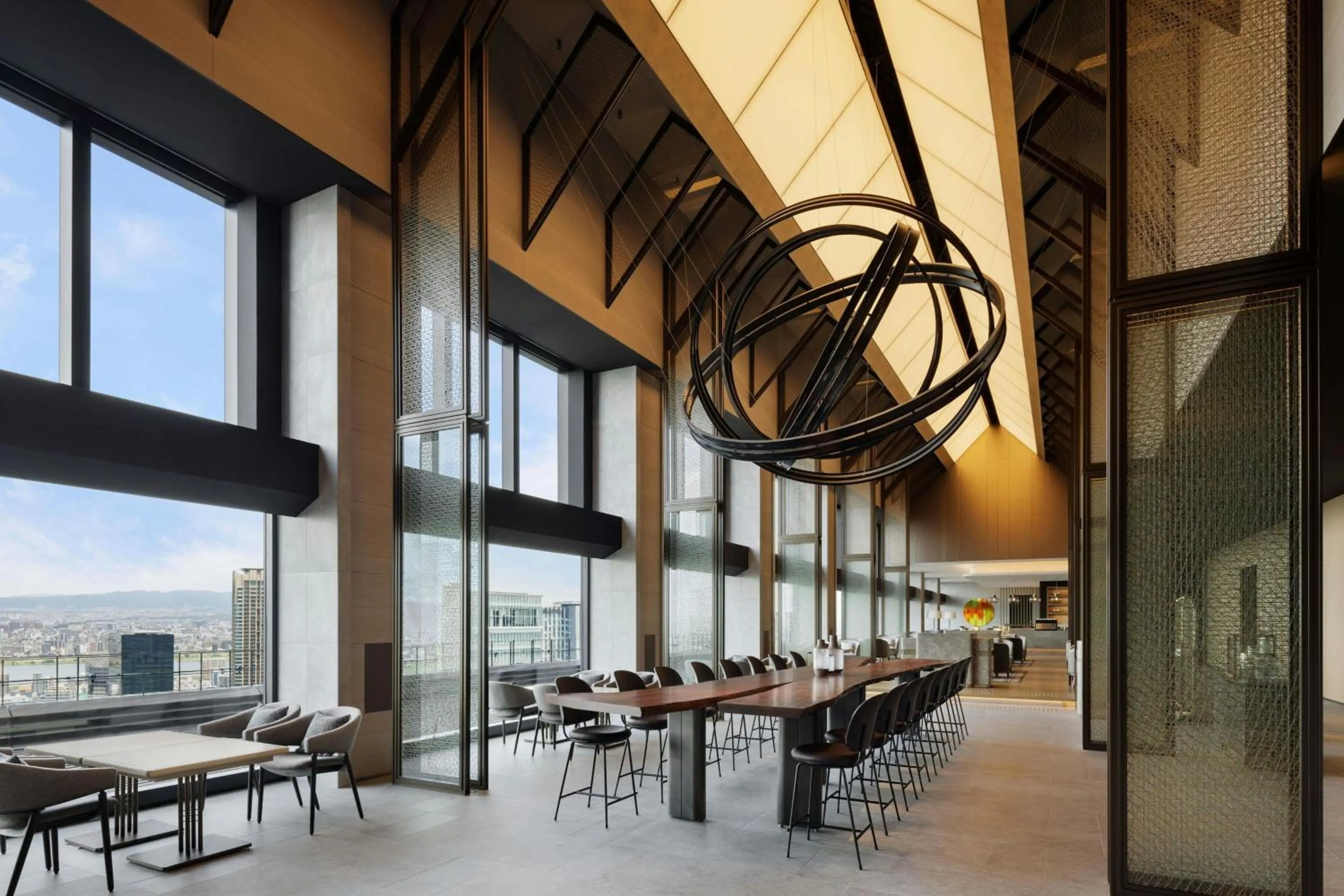 Lobby or reception in THE OSAKA STATION HOTEL, Autograph Collection