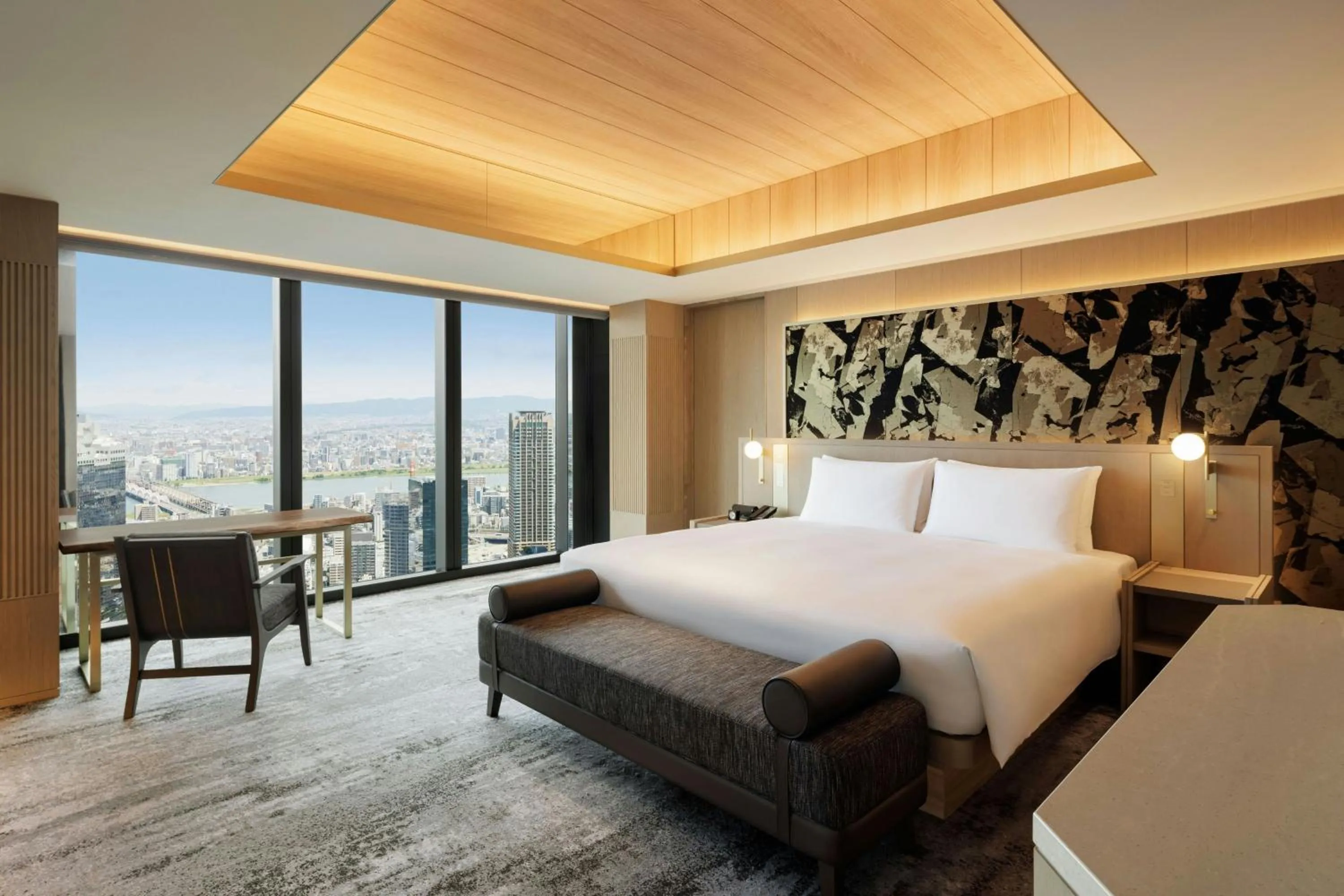 Photo of the whole room, Bed in THE OSAKA STATION HOTEL, Autograph Collection