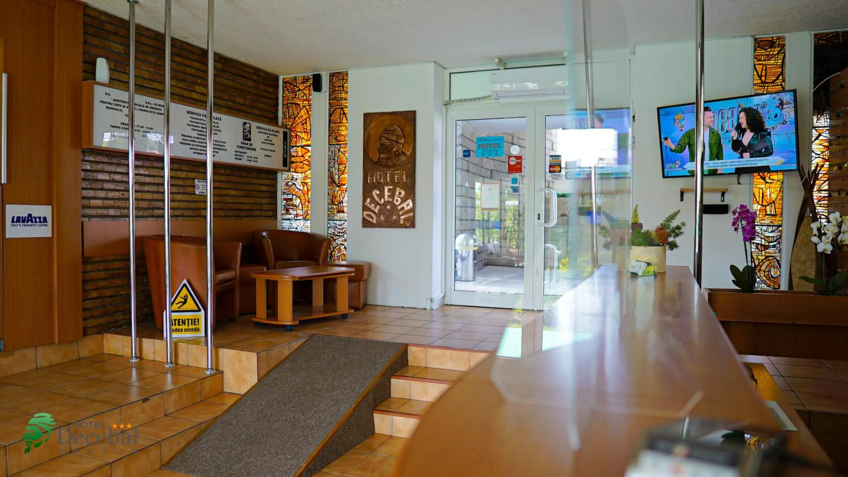 Communal lounge/ TV room in Hotel Decebal Estival Neptun