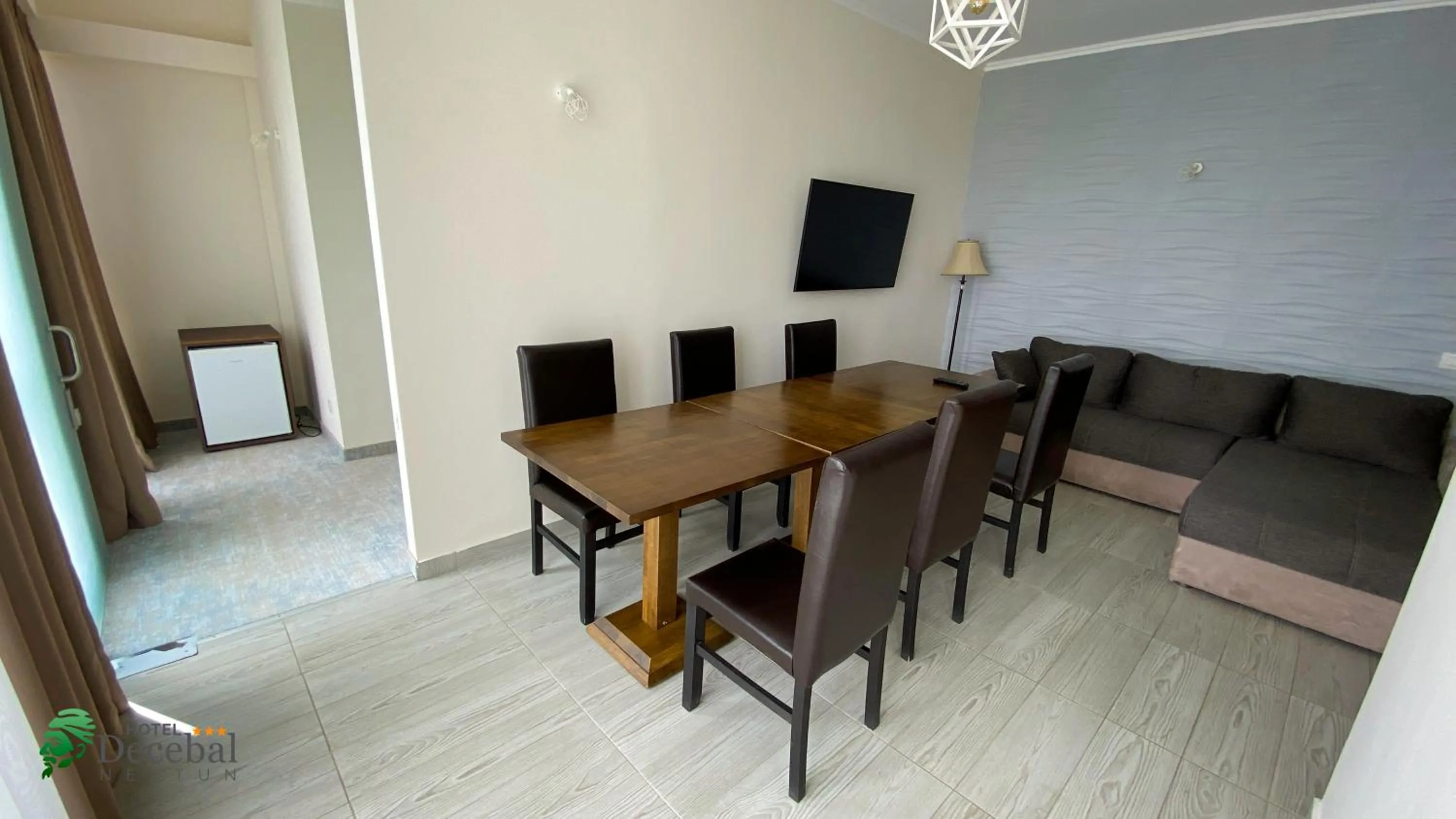 Communal lounge/ TV room in Hotel Decebal Estival Neptun