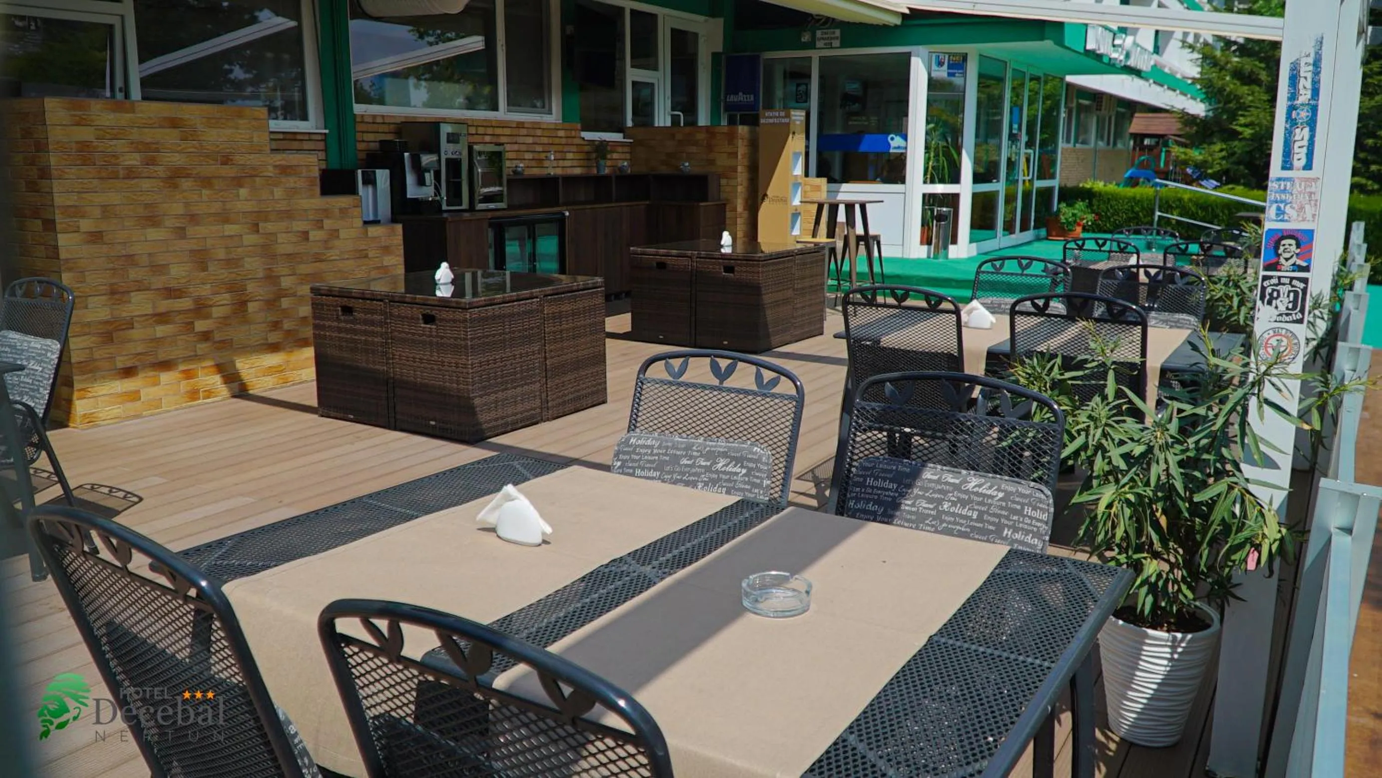 Restaurant/places to eat in Hotel Decebal Estival Neptun