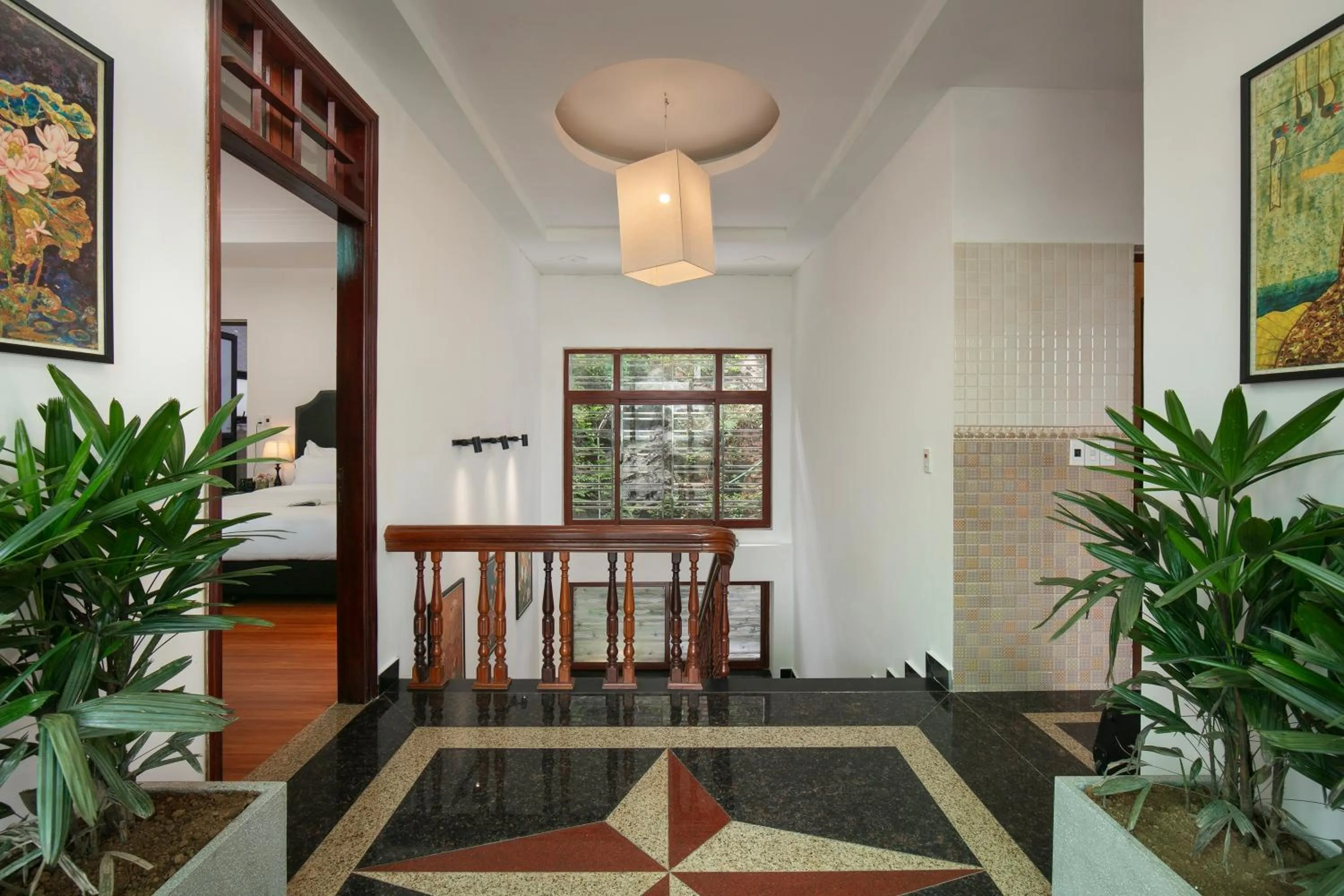 concierge in Maison Cat Ba Bay View Villa