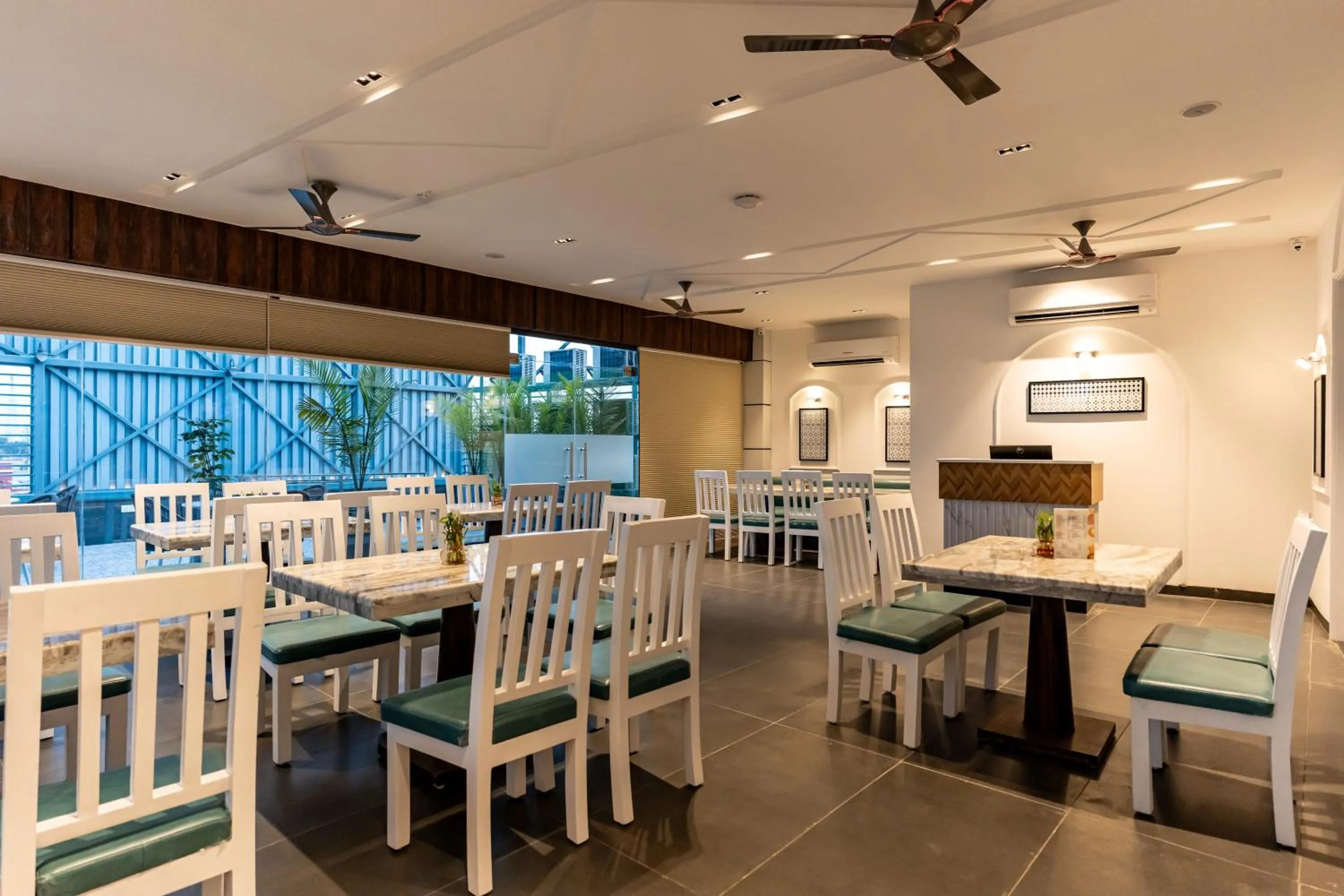 Restaurant/places to eat in Blessings Inn