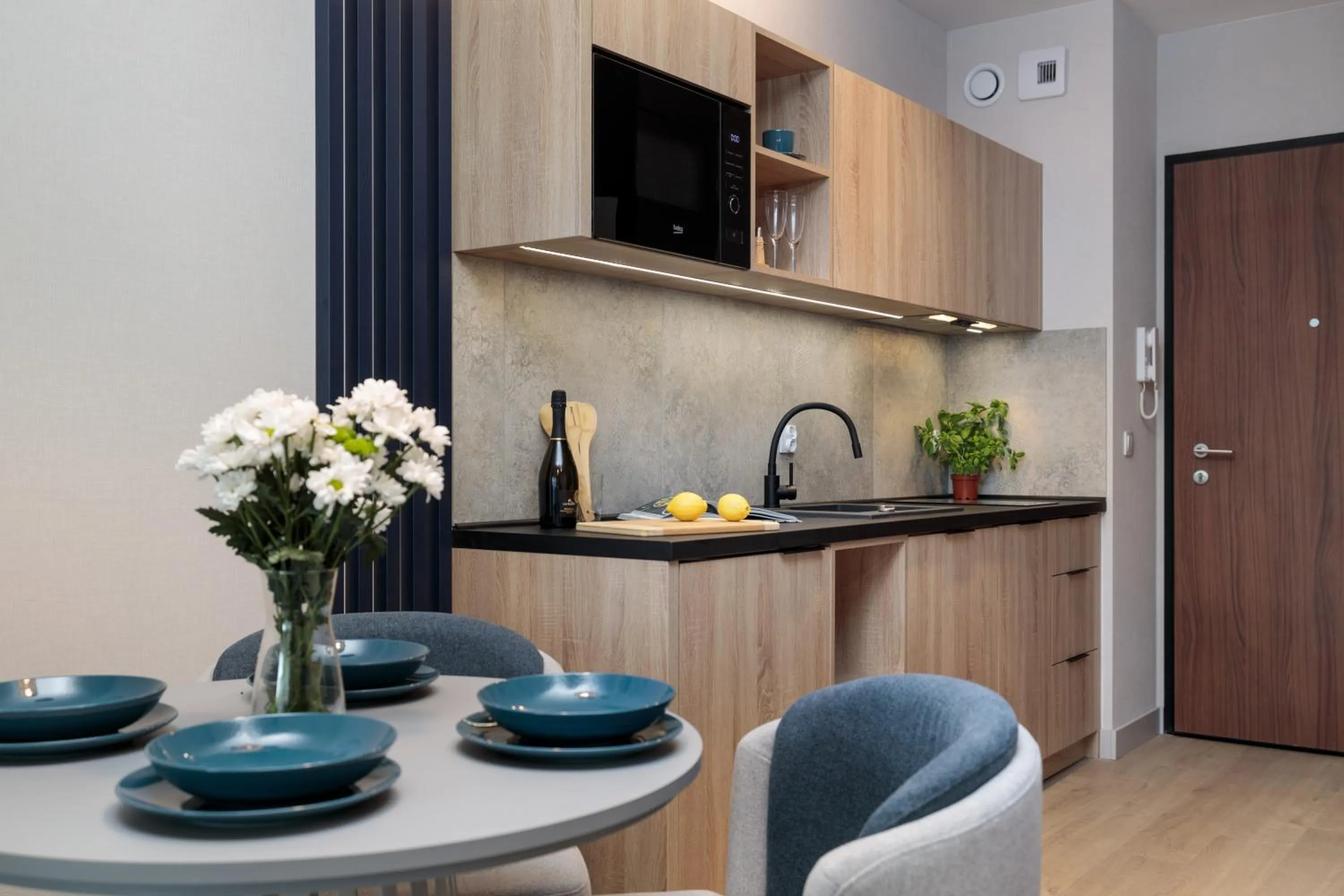 Kitchen or kitchenette in Baltic Waves Resort by PI Apartments - Official Operator