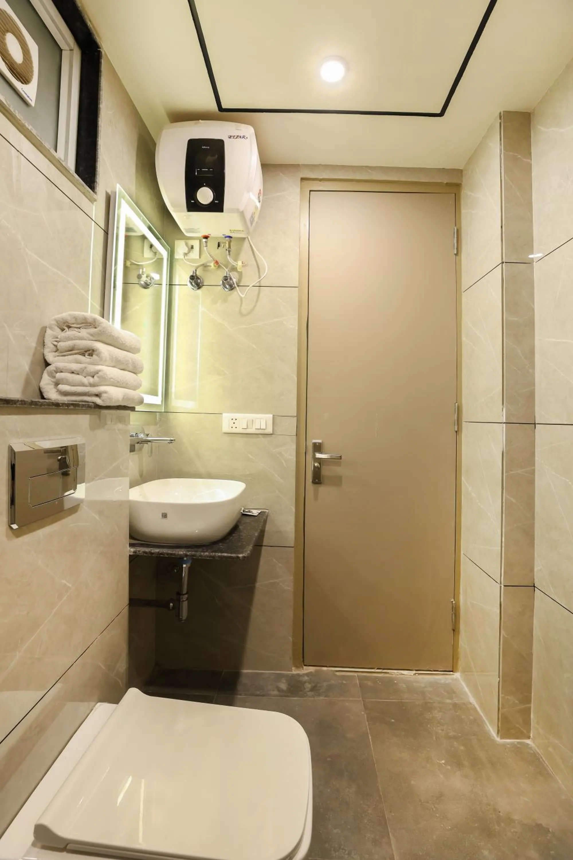 Bathroom in OPO Hotel Dior,Delhi Airport