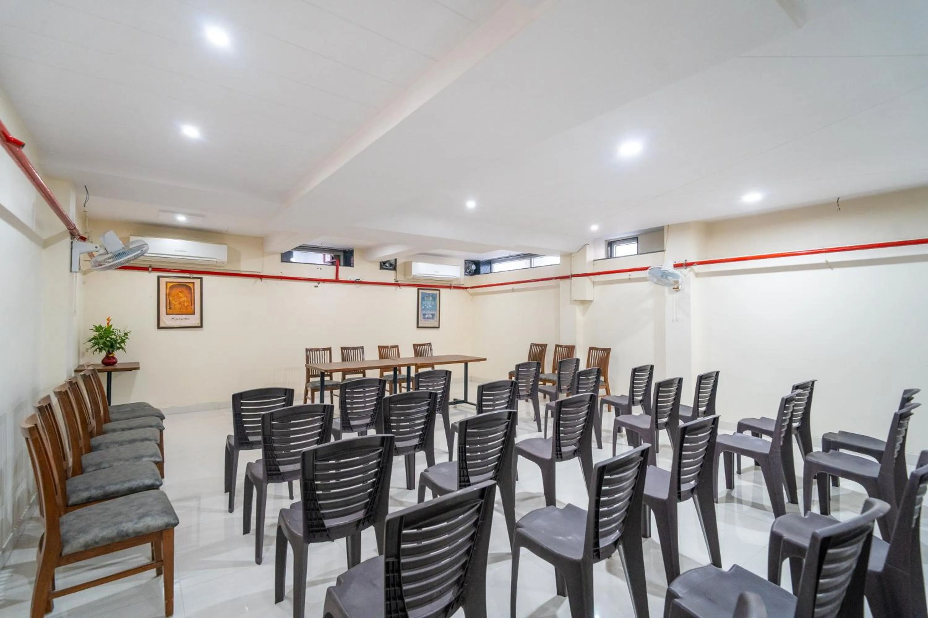 Banquet/Function facilities in Hotel Ville Parle