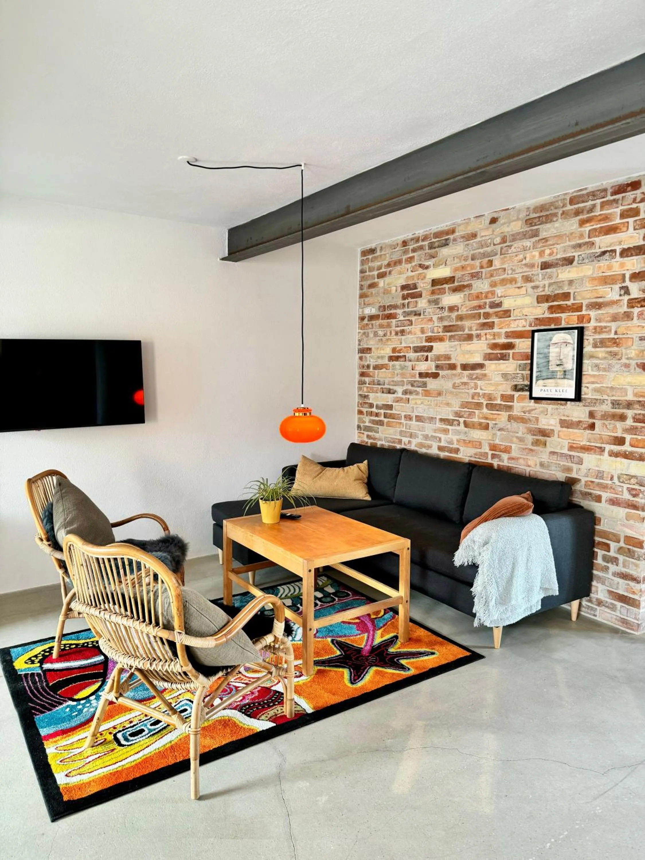 Communal lounge/ TV room in Fantastic holiday apartment - Asta