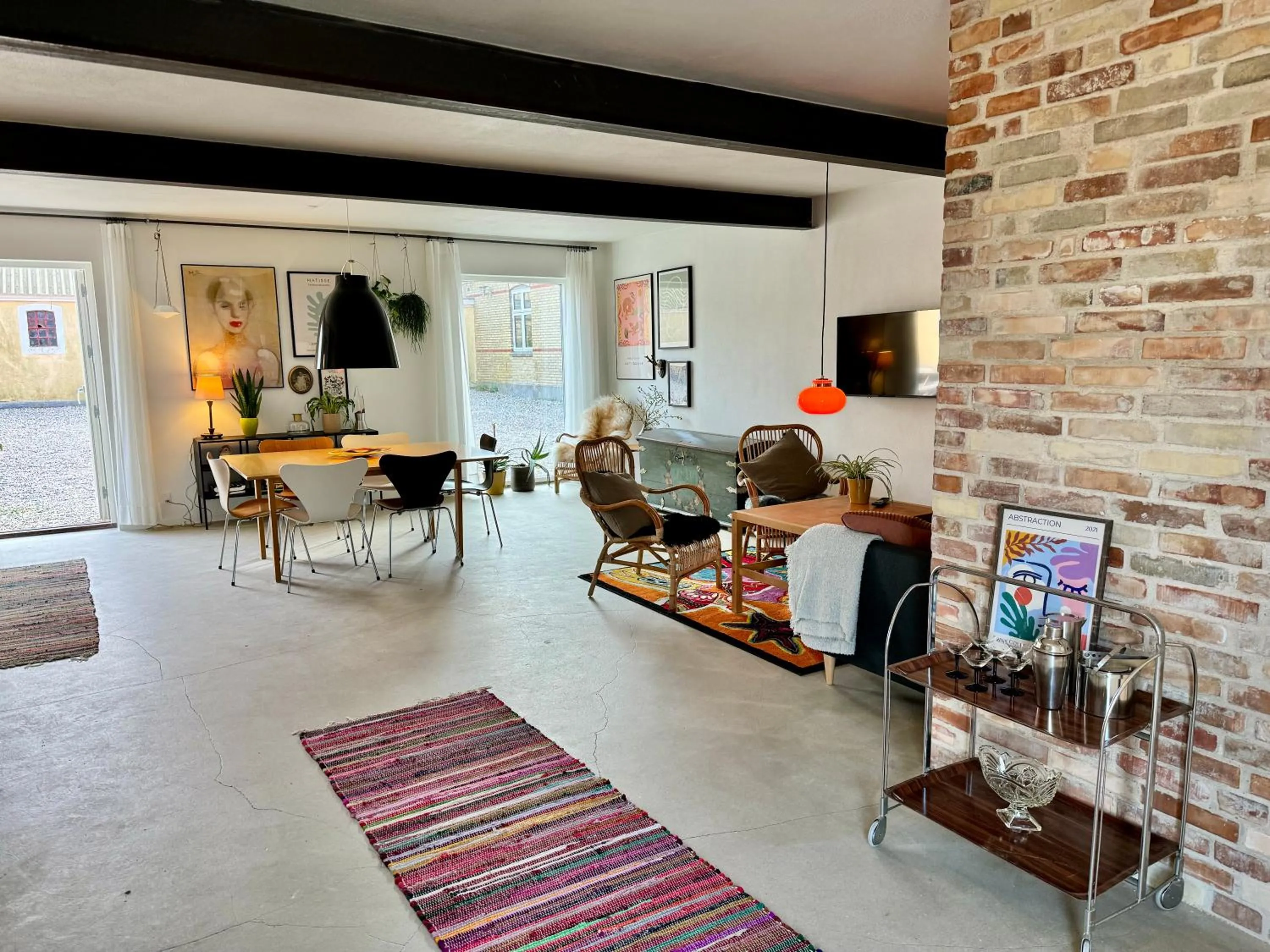 Communal lounge/ TV room in Fantastic holiday apartment - Asta