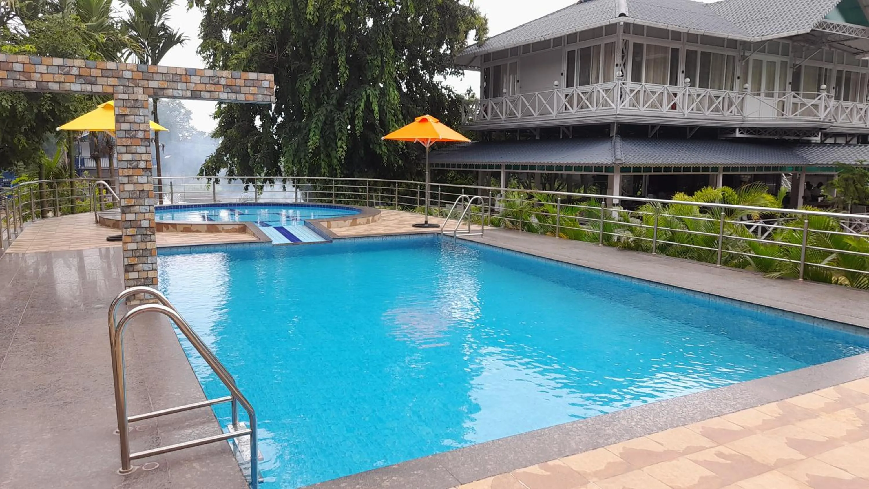 Swimming pool in MGM Whispering Wind's Yelagiri
