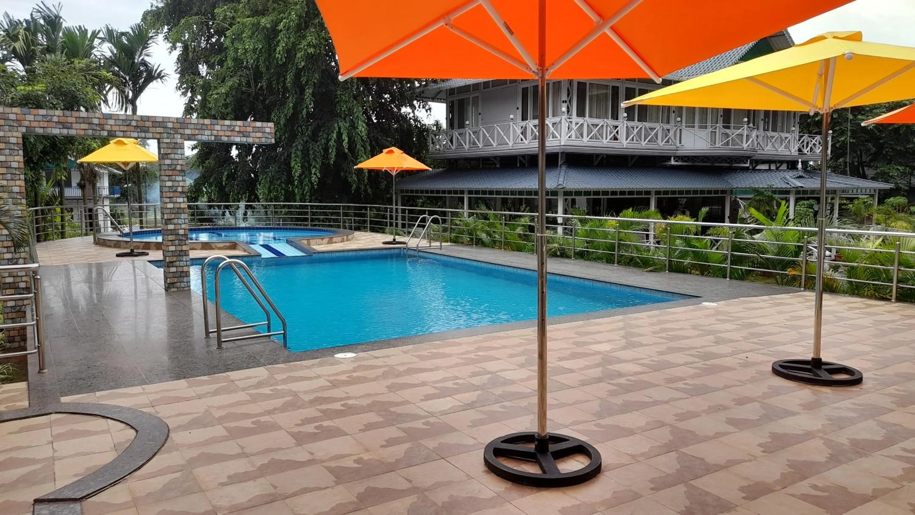 Swimming pool in MGM Whispering Wind's Yelagiri