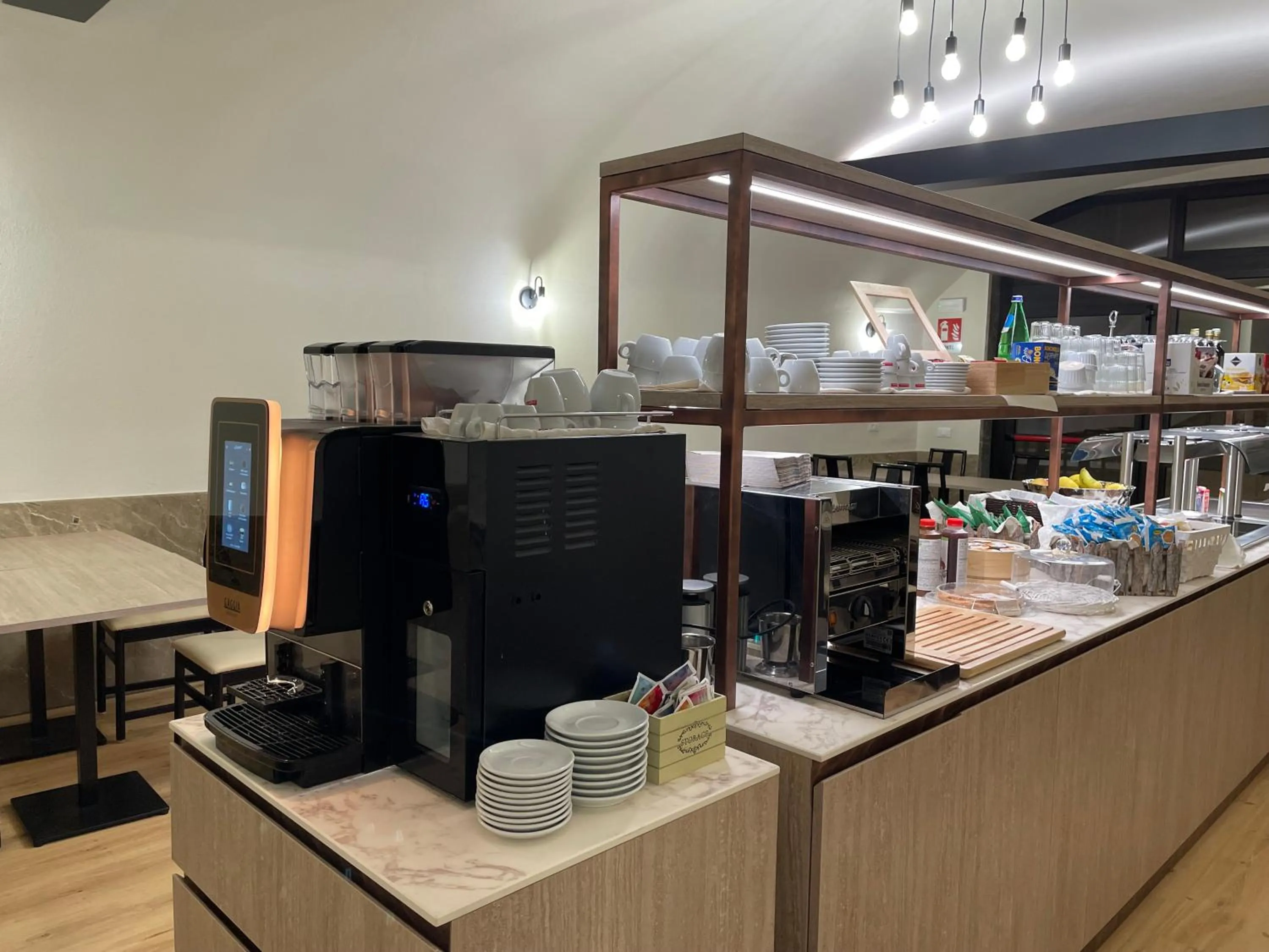 Breakfast in Hotel Central Giacomini