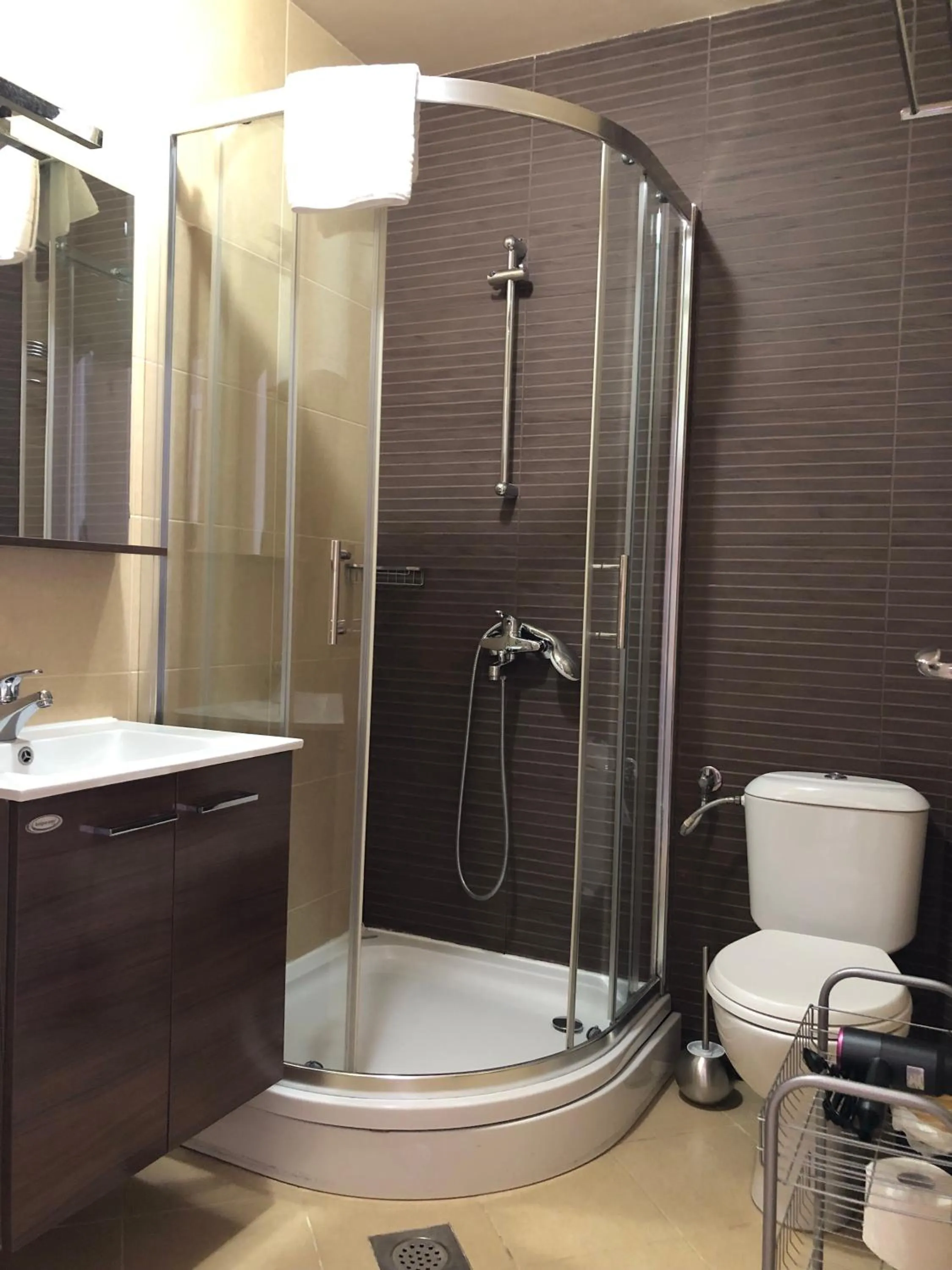 Shower in Turquoise Beachside Apartments