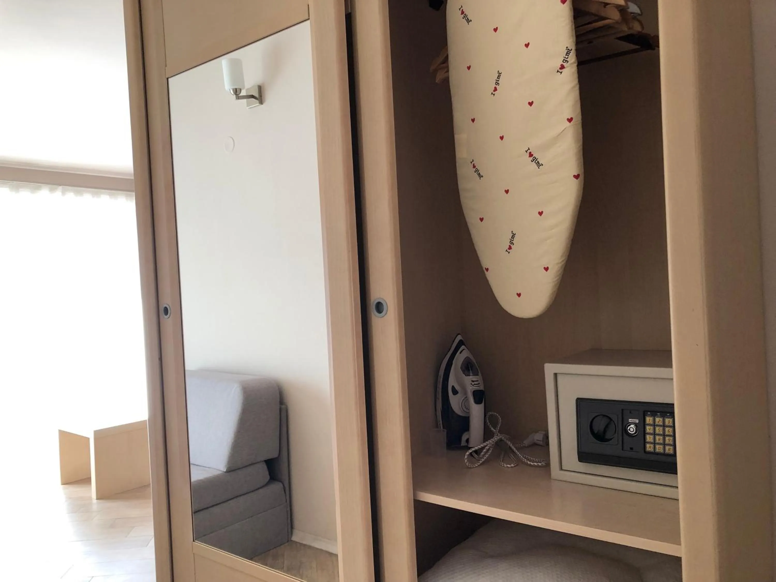 furniture in Turquoise Beachside Apartments