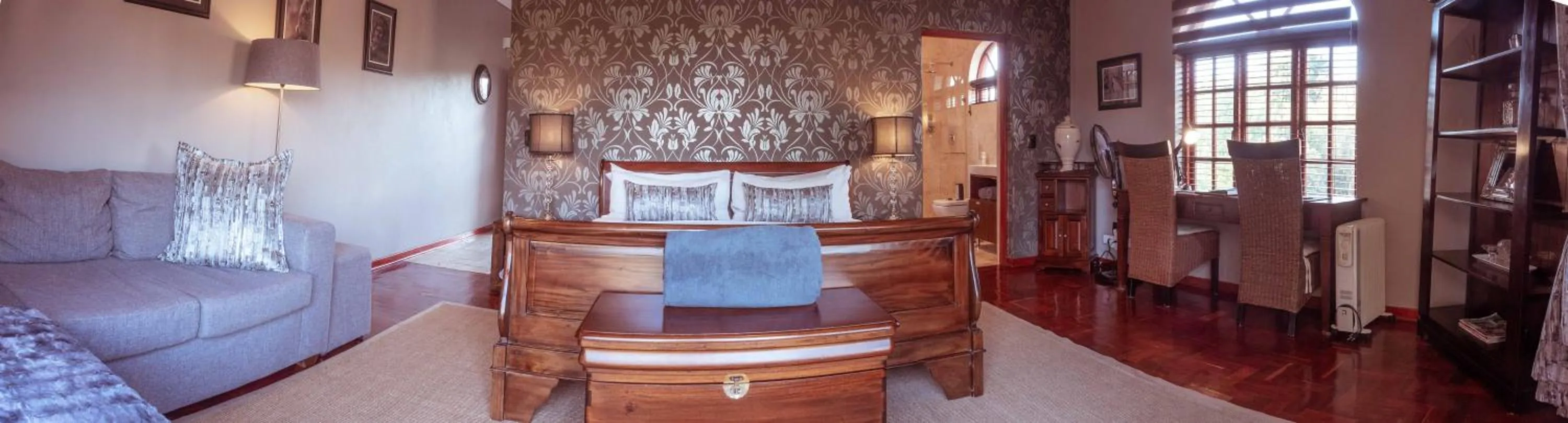 Photo of the whole room, Bed in Tuareg Guest House