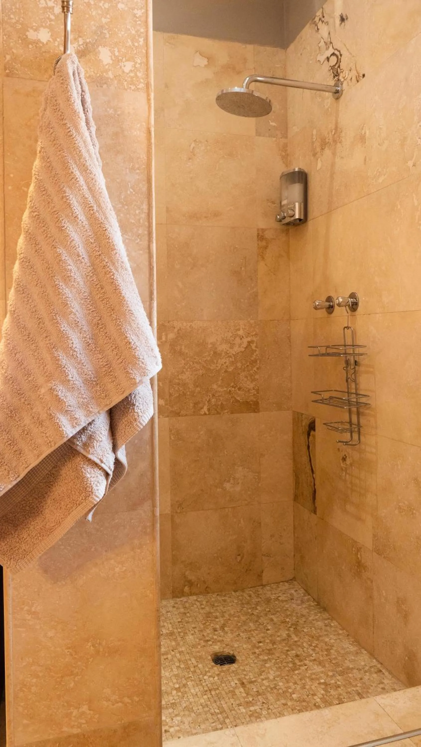 Shower in Tuareg Guest House