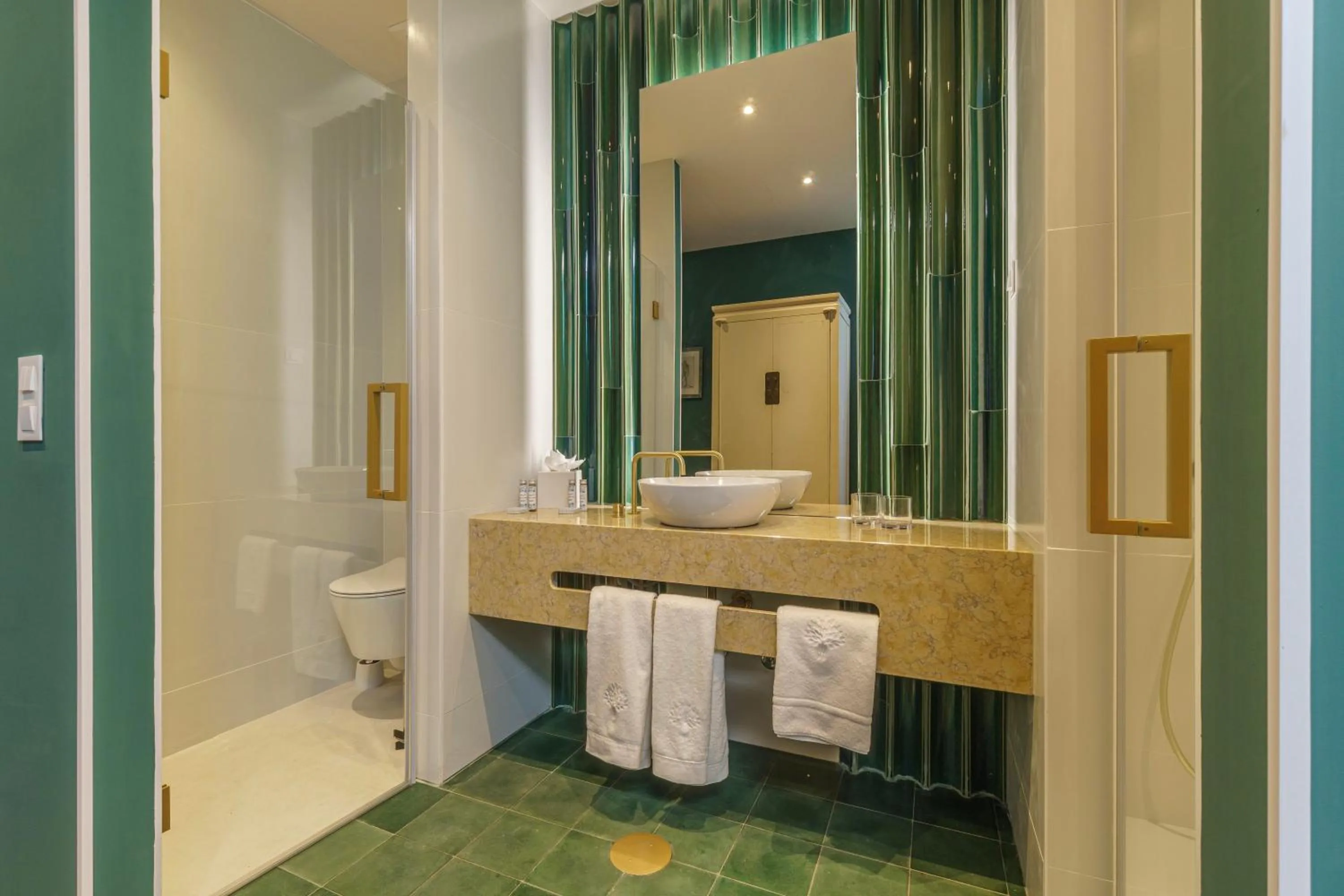 Toilet in Solar dos Cantos Botanic House & Garden