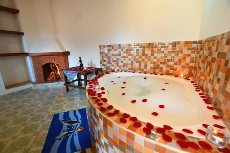 Family Suite with Jacuzzi in Pousada Cantinho Colibri Family Suite with Jacuzzi in Pousada Cantinho Colibri