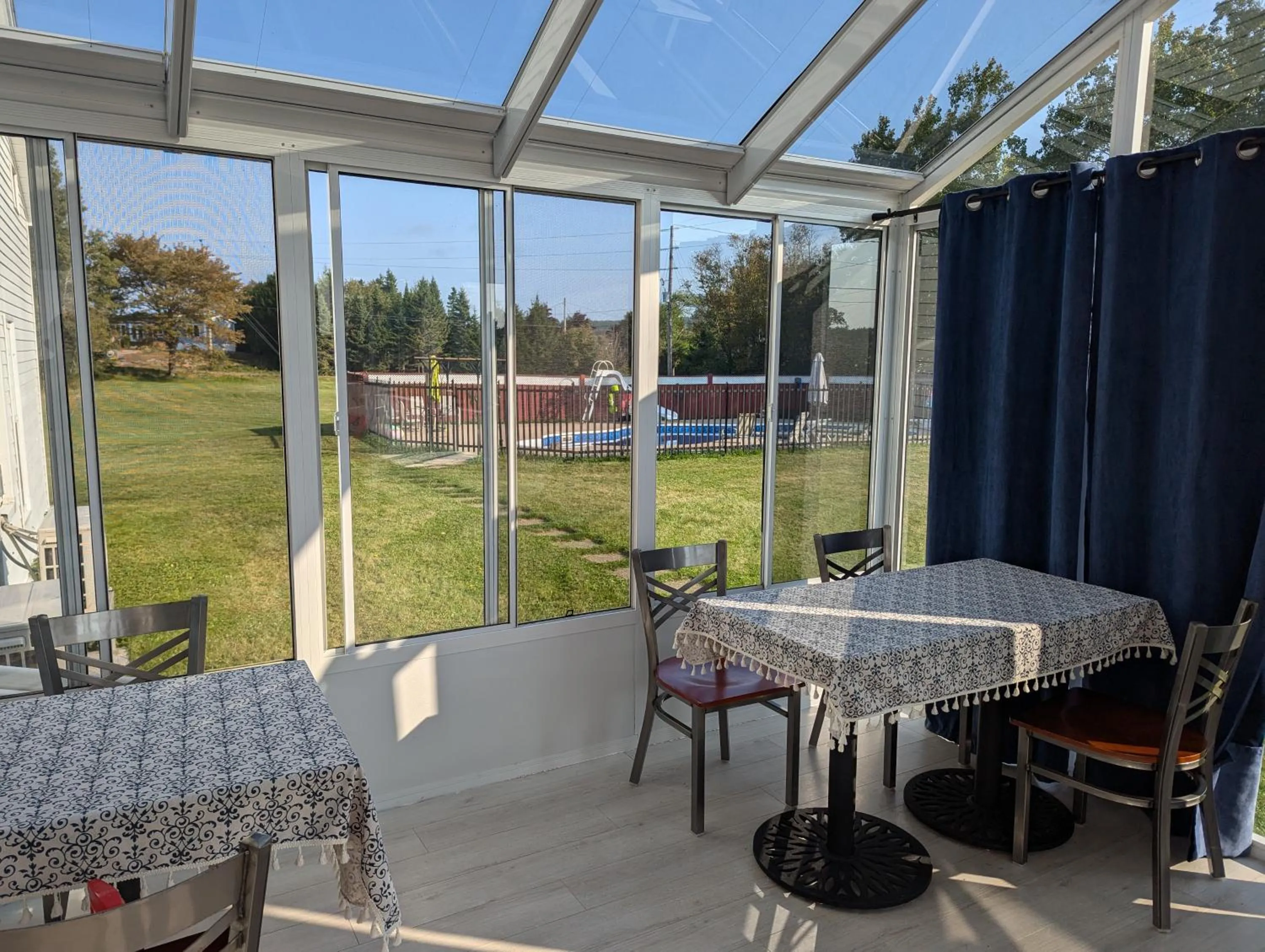 Dining area in The Parrsboro Mansion Inn