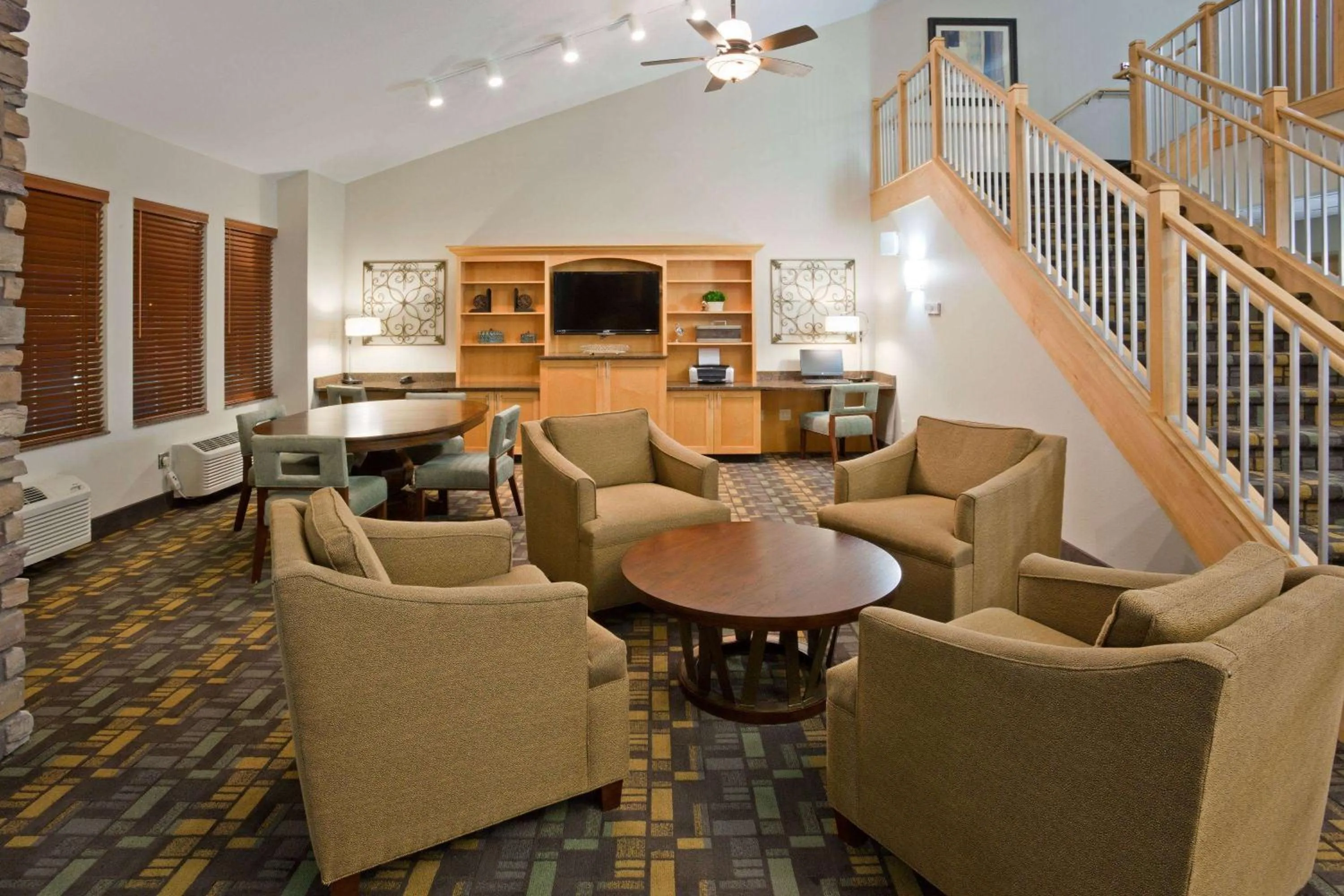 Lobby or reception in AmericInn by Wyndham Hawley