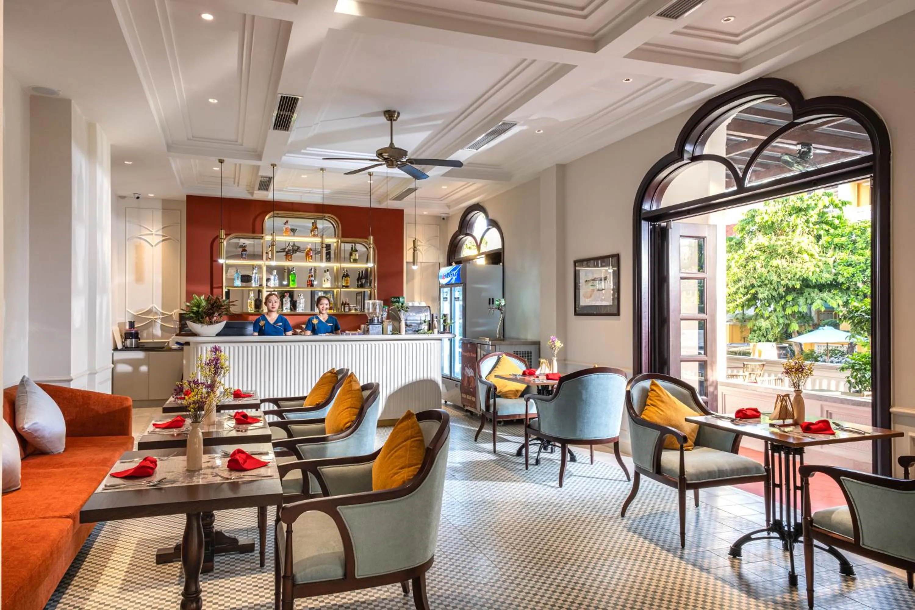 Lounge or bar in Little Residence - A Boutique Hotel & Spa