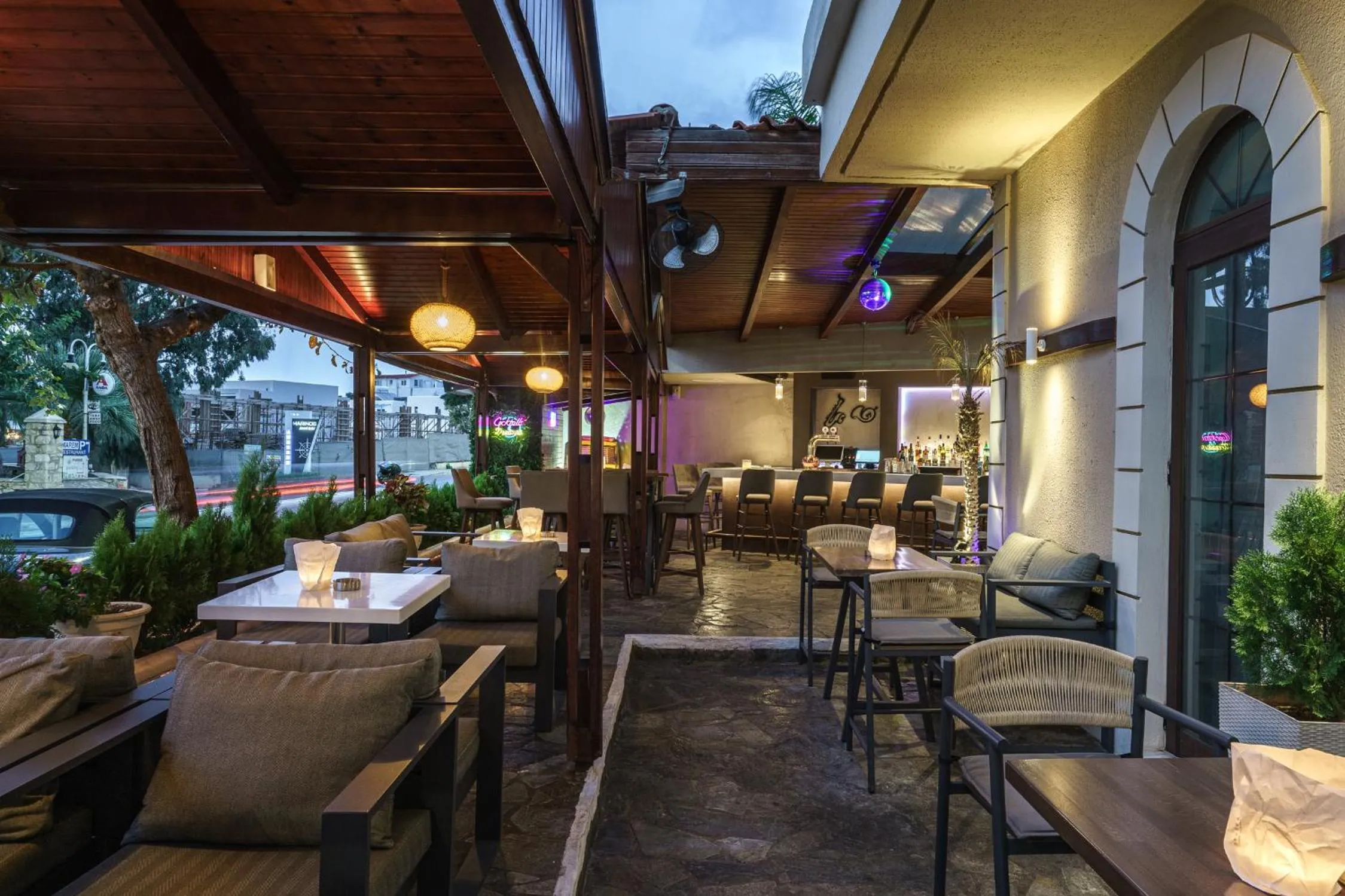 Property building in Axos