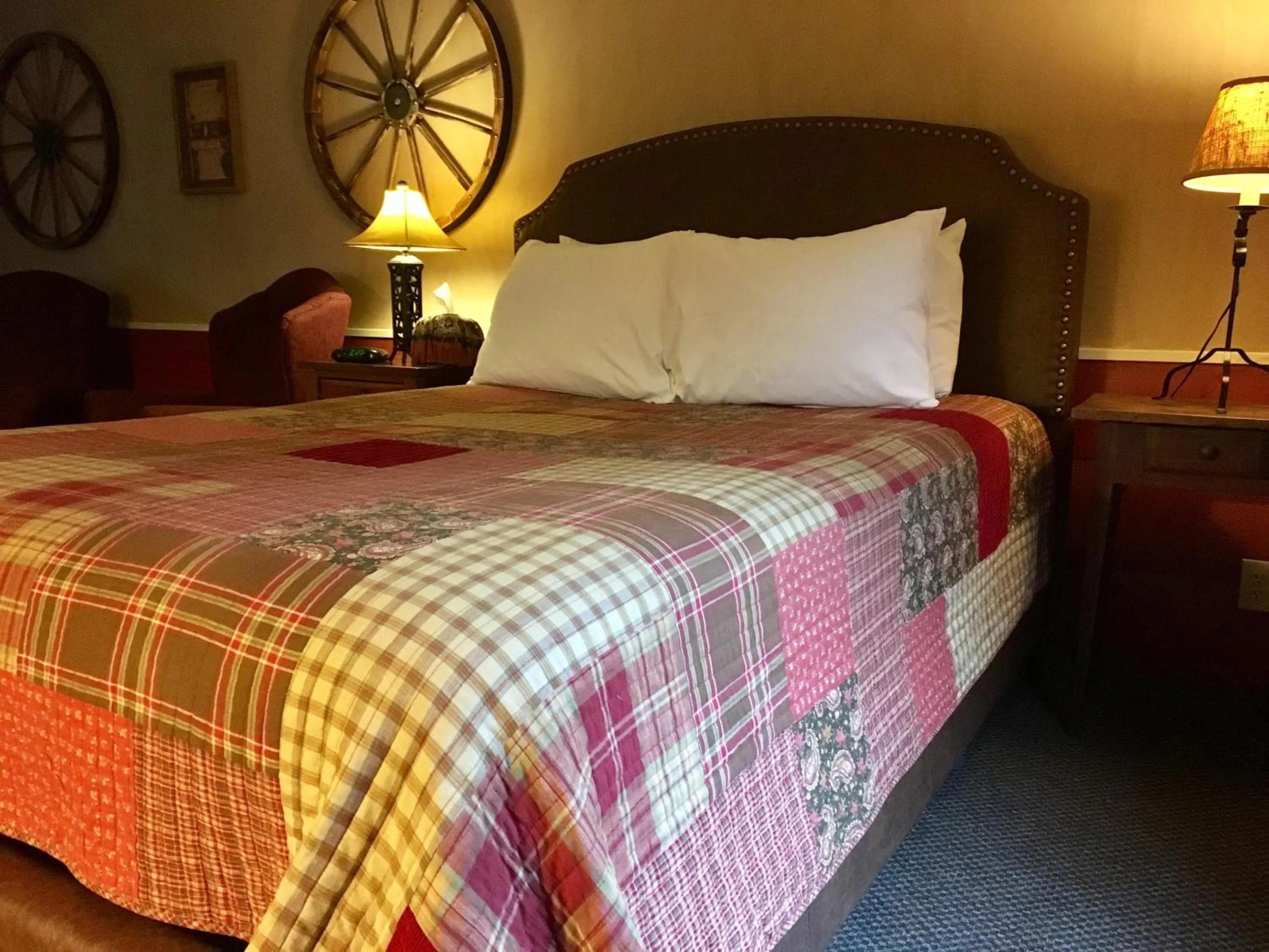Decorative detail, Bed in Munro House Bed and Breakfast