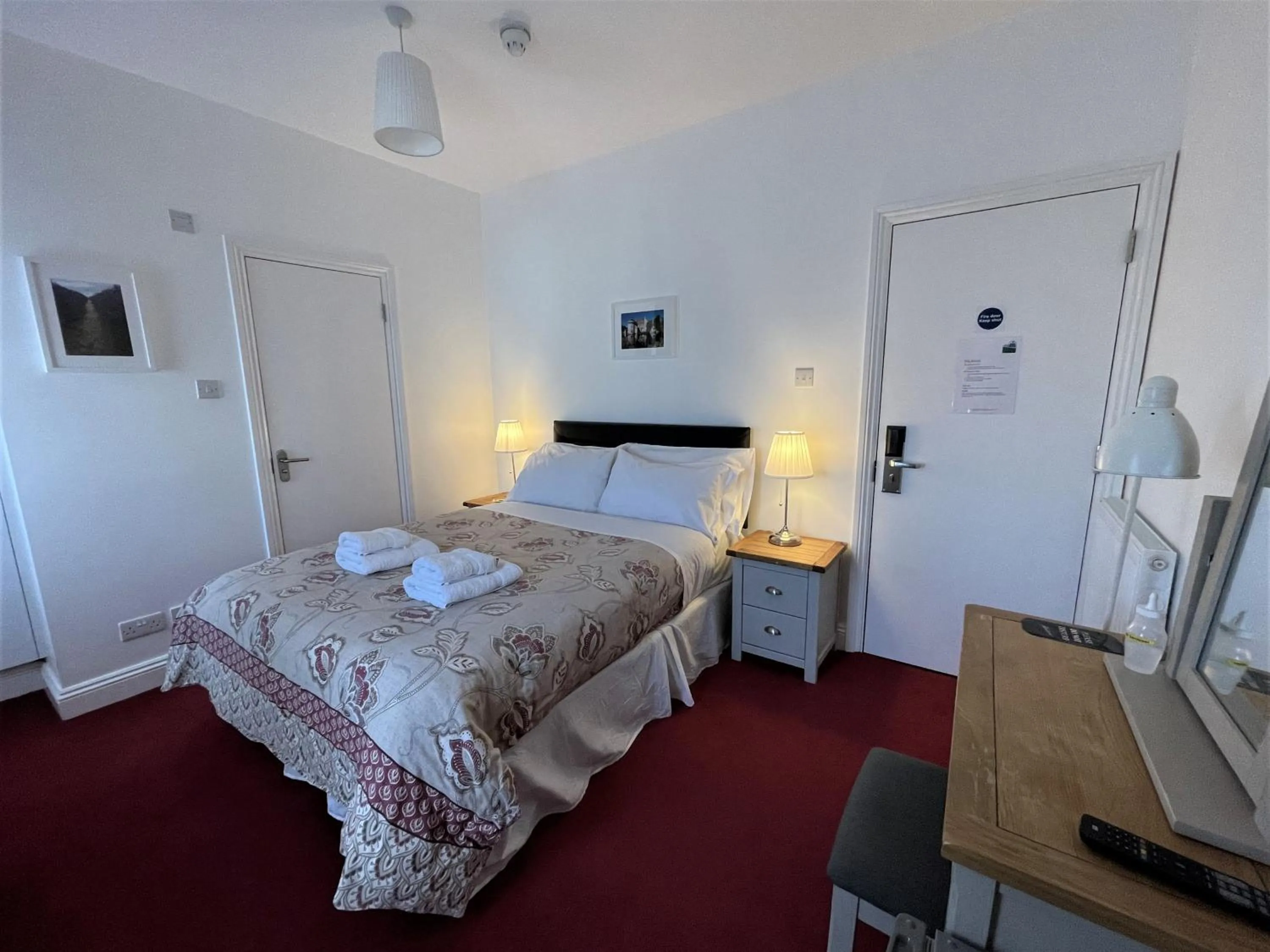 View (from property/room), Bed in The Gateway Hotel