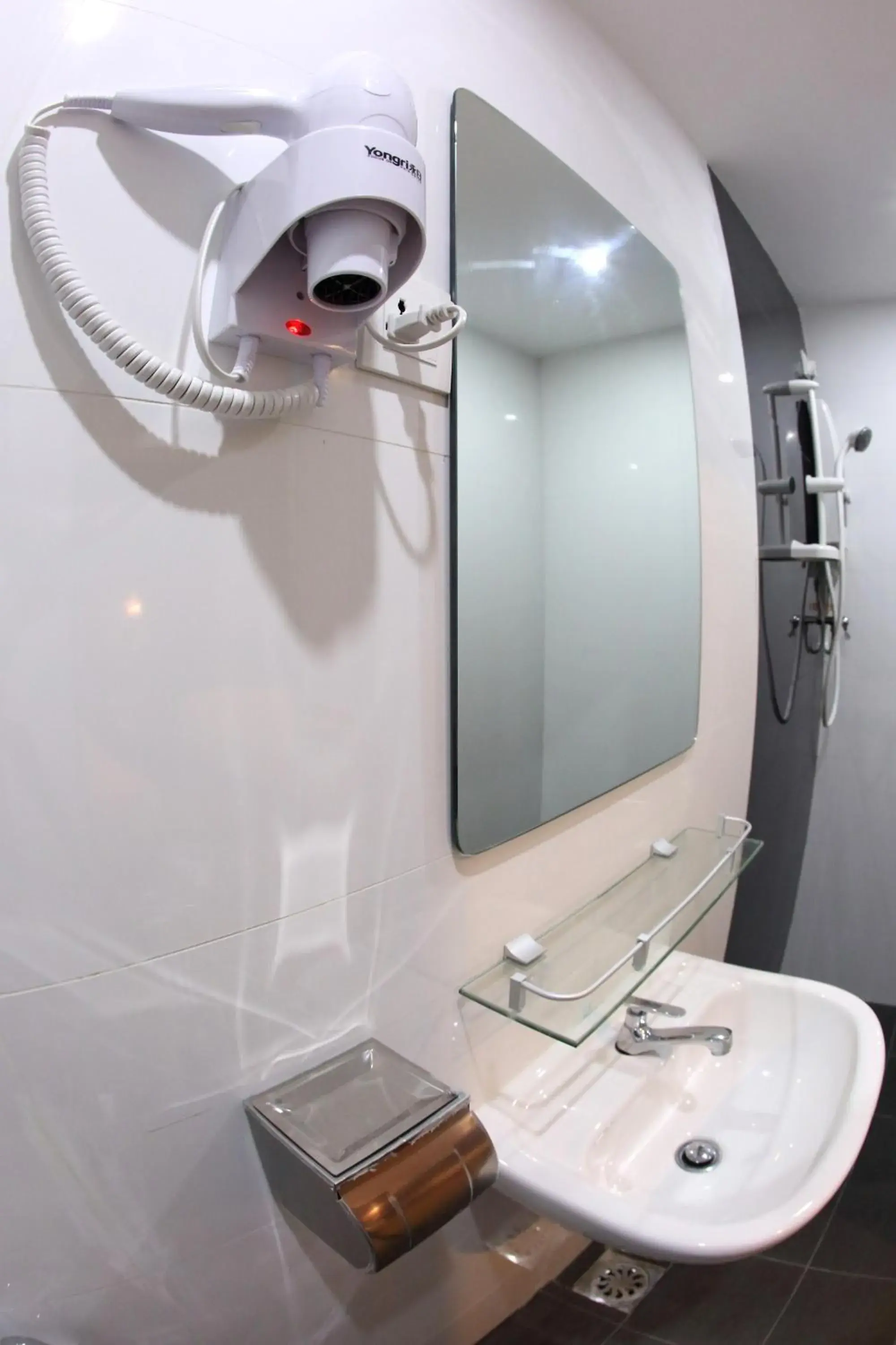 Superior Quadruple Room - No Window in GL Hotel Kluang Superior Quadruple Room - No Window in GL Hotel Kluang