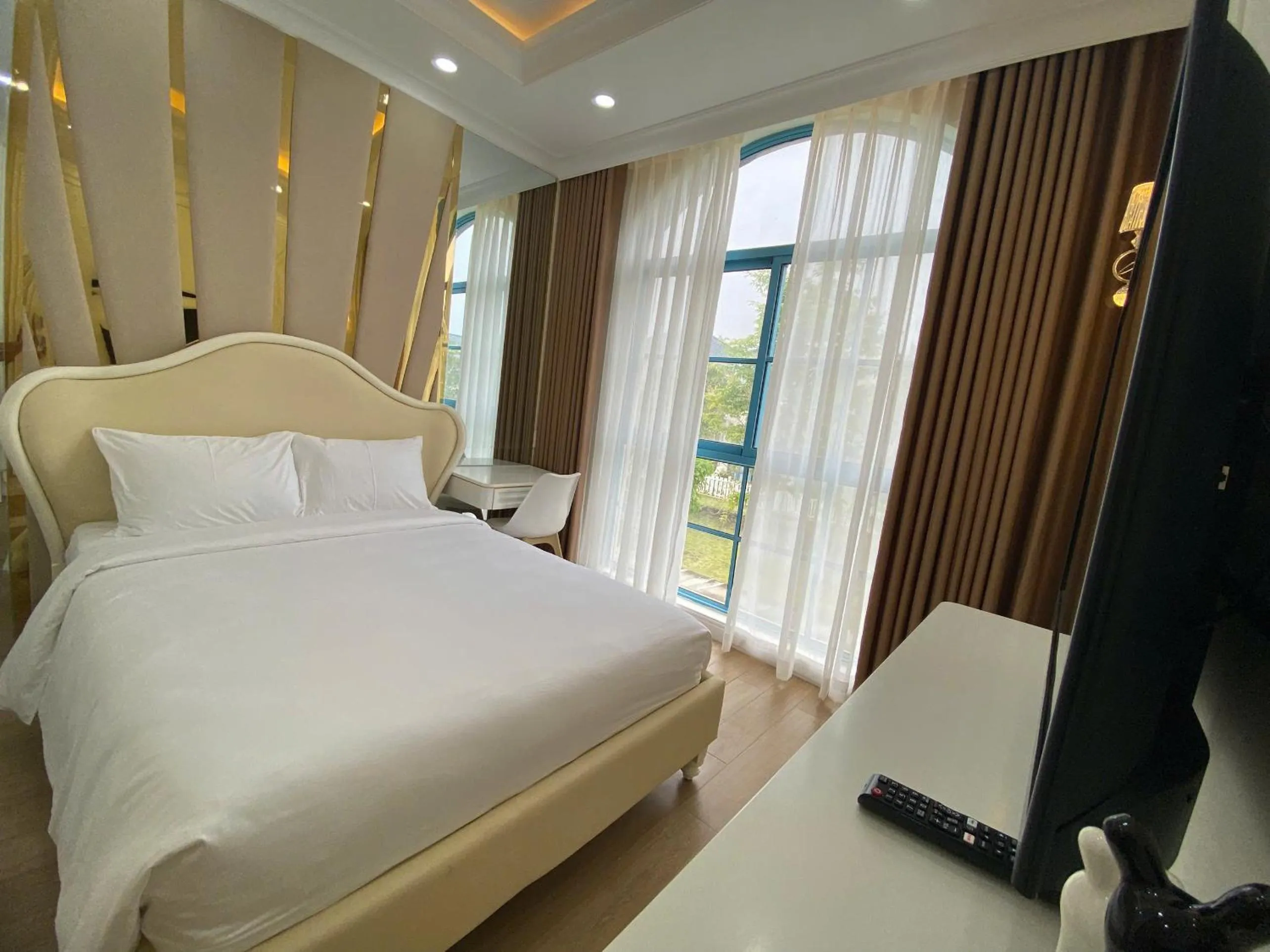 Bed in Villa Nova World Phan Thiết