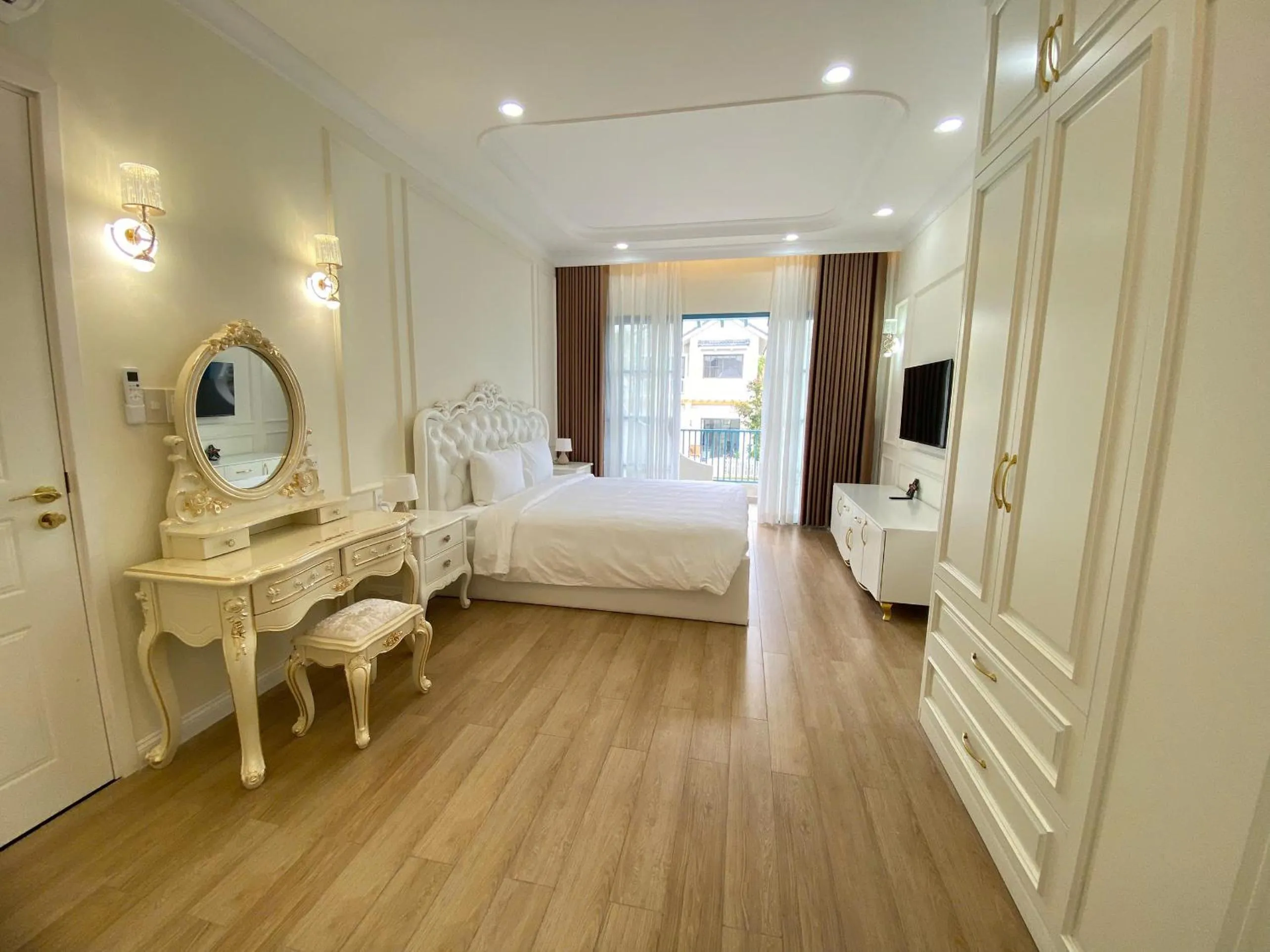 Bed in Villa Nova World Phan Thiết