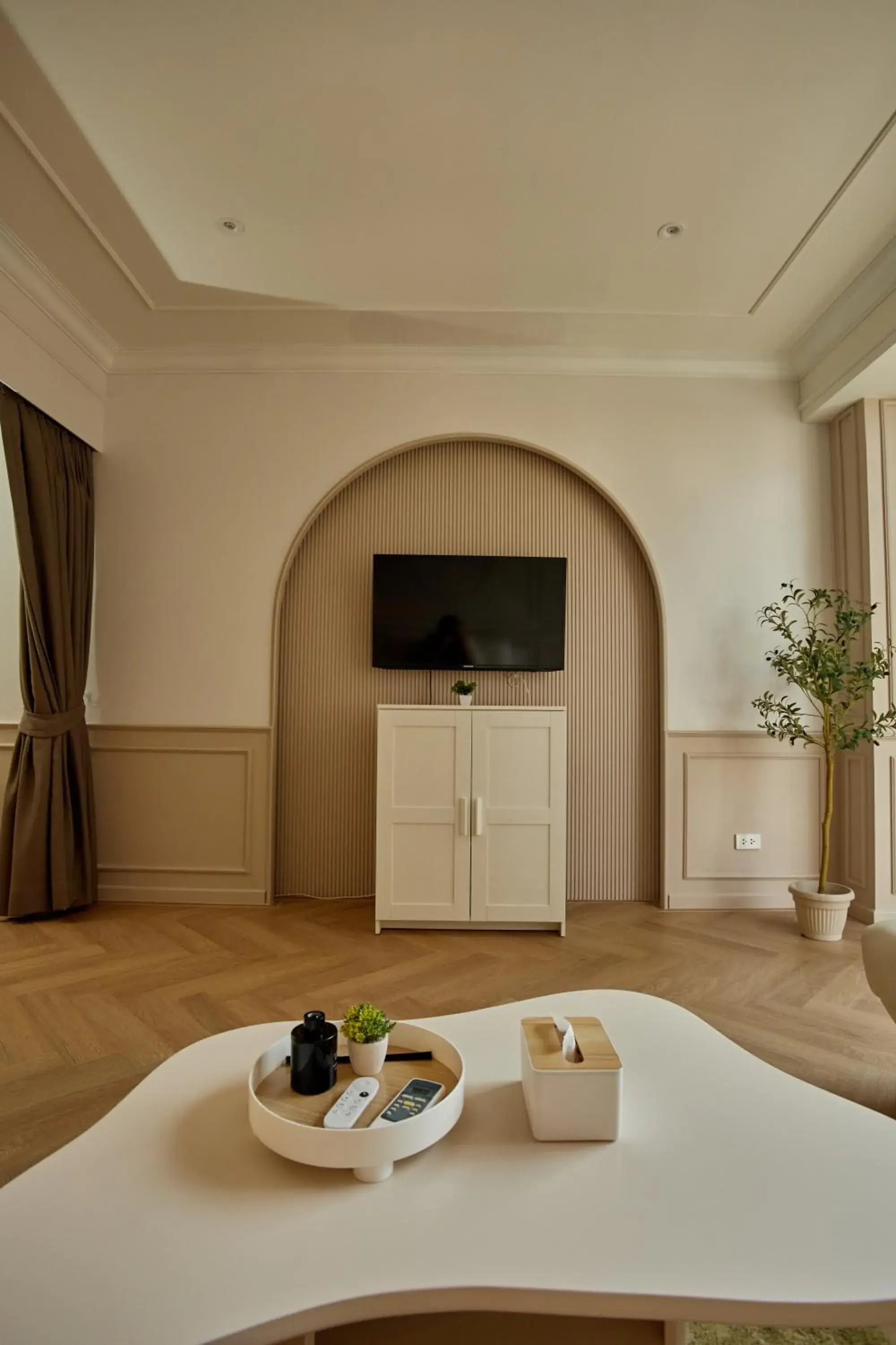 Two-Bedroom Apartment with City View in HABI Surawong-Silom Two-Bedroom Apartment with City View in HABI Surawong-Silom