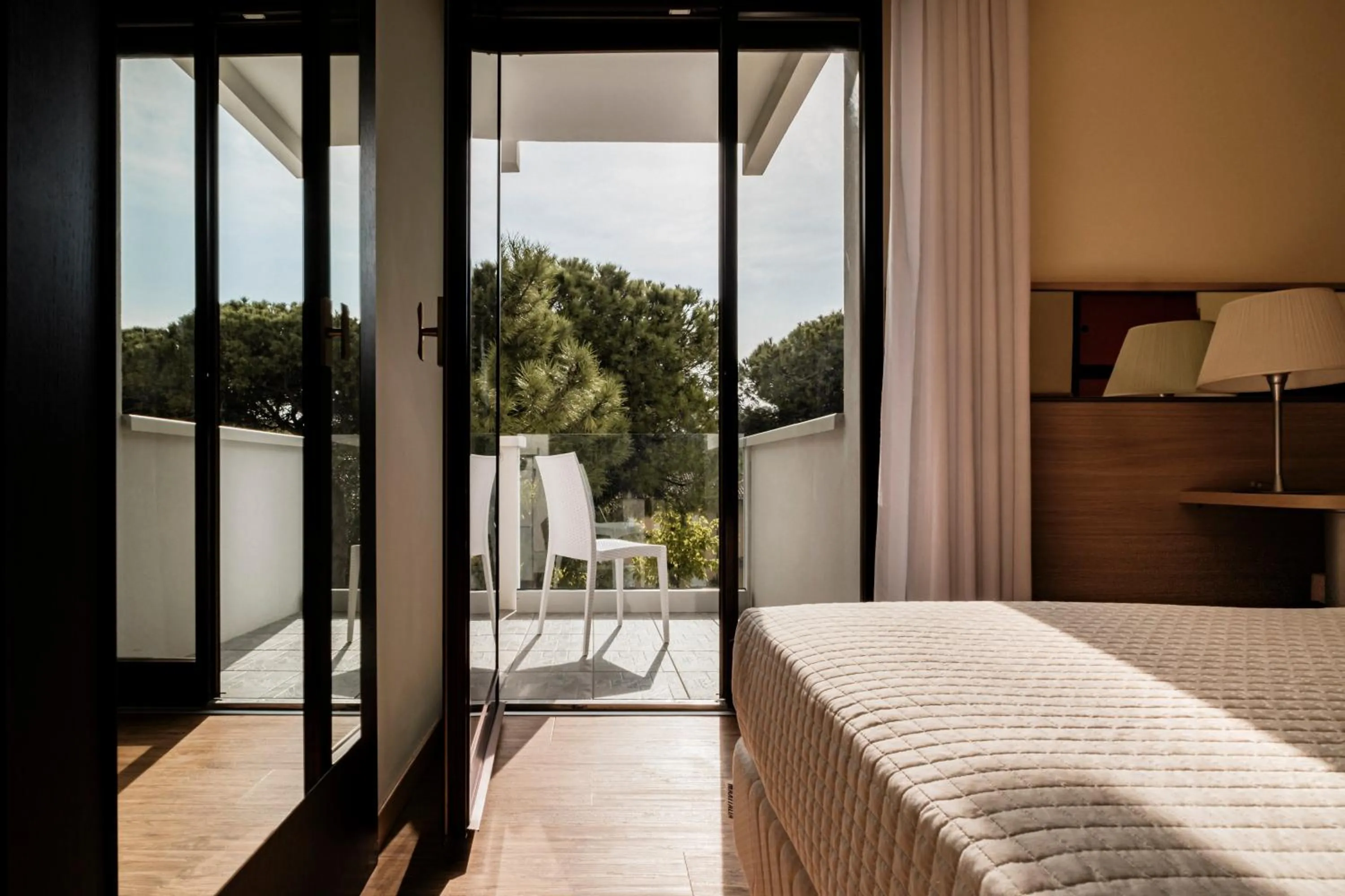 Balcony/Terrace, Bed in Augustus Hotel Riccione