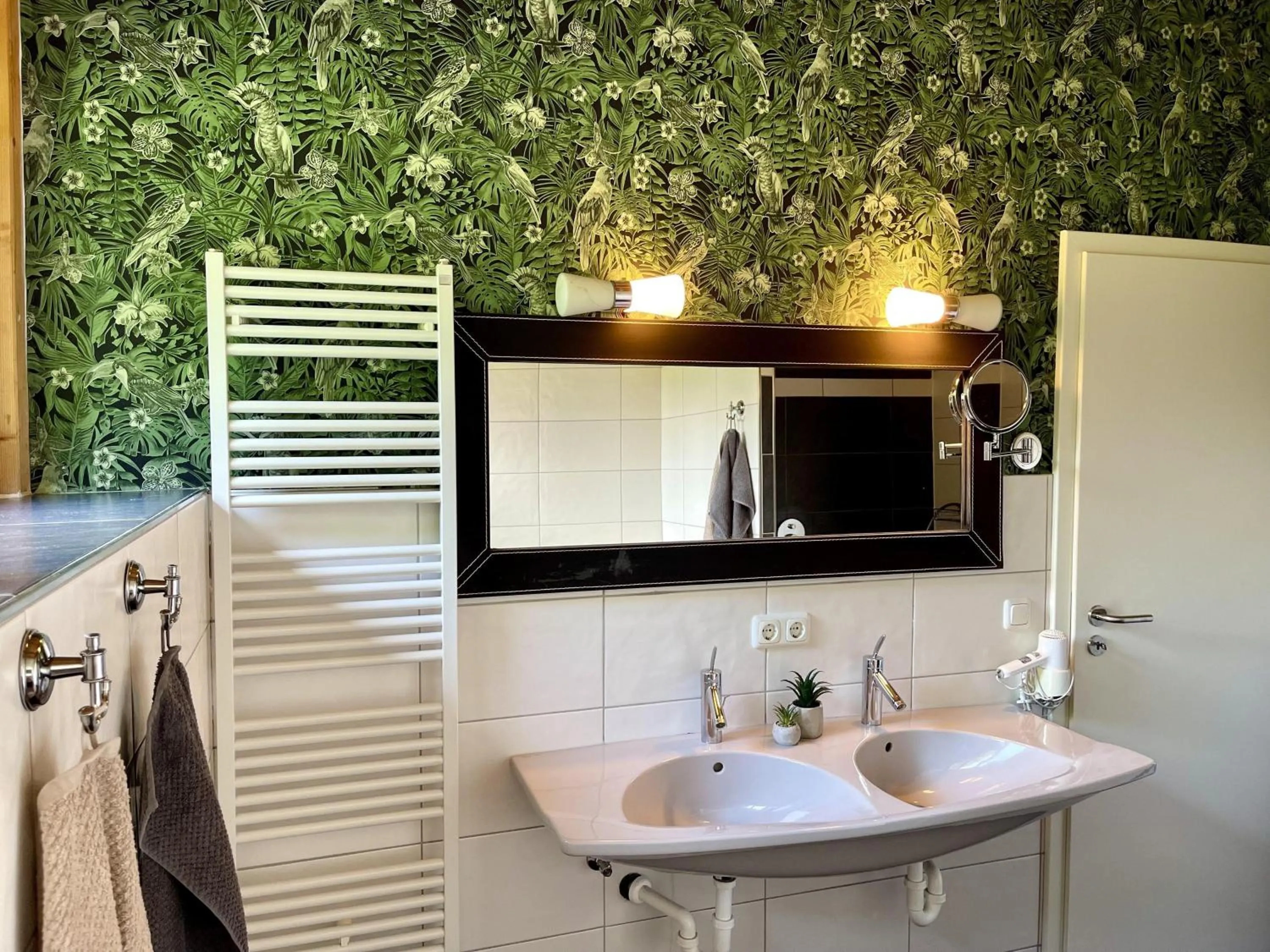 Bathroom in Alpenlodge Charivari - SommerBergBahn unlimited kostenlos