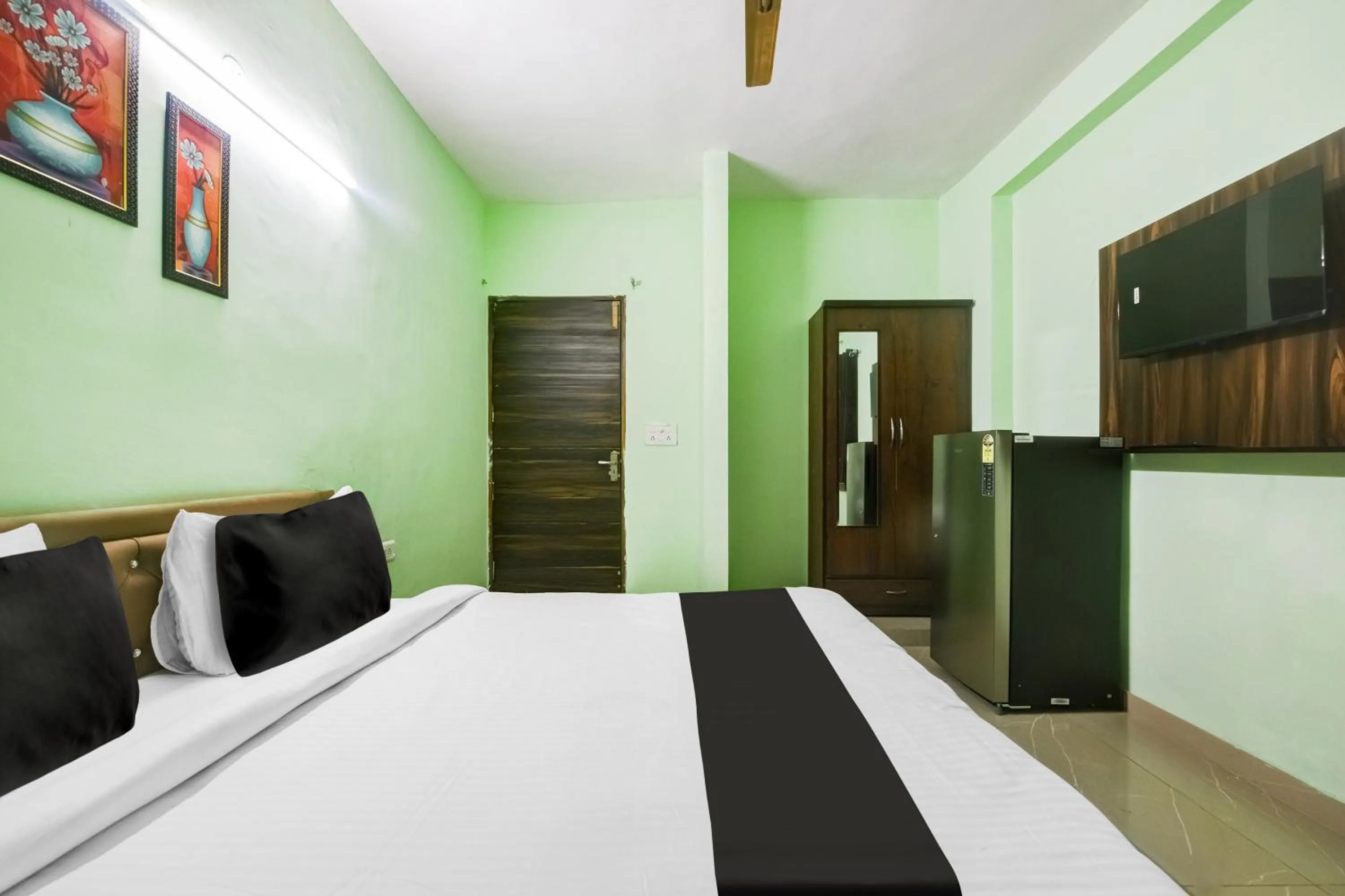 Bedroom, Bed in Hotel O Ridge Way Stays