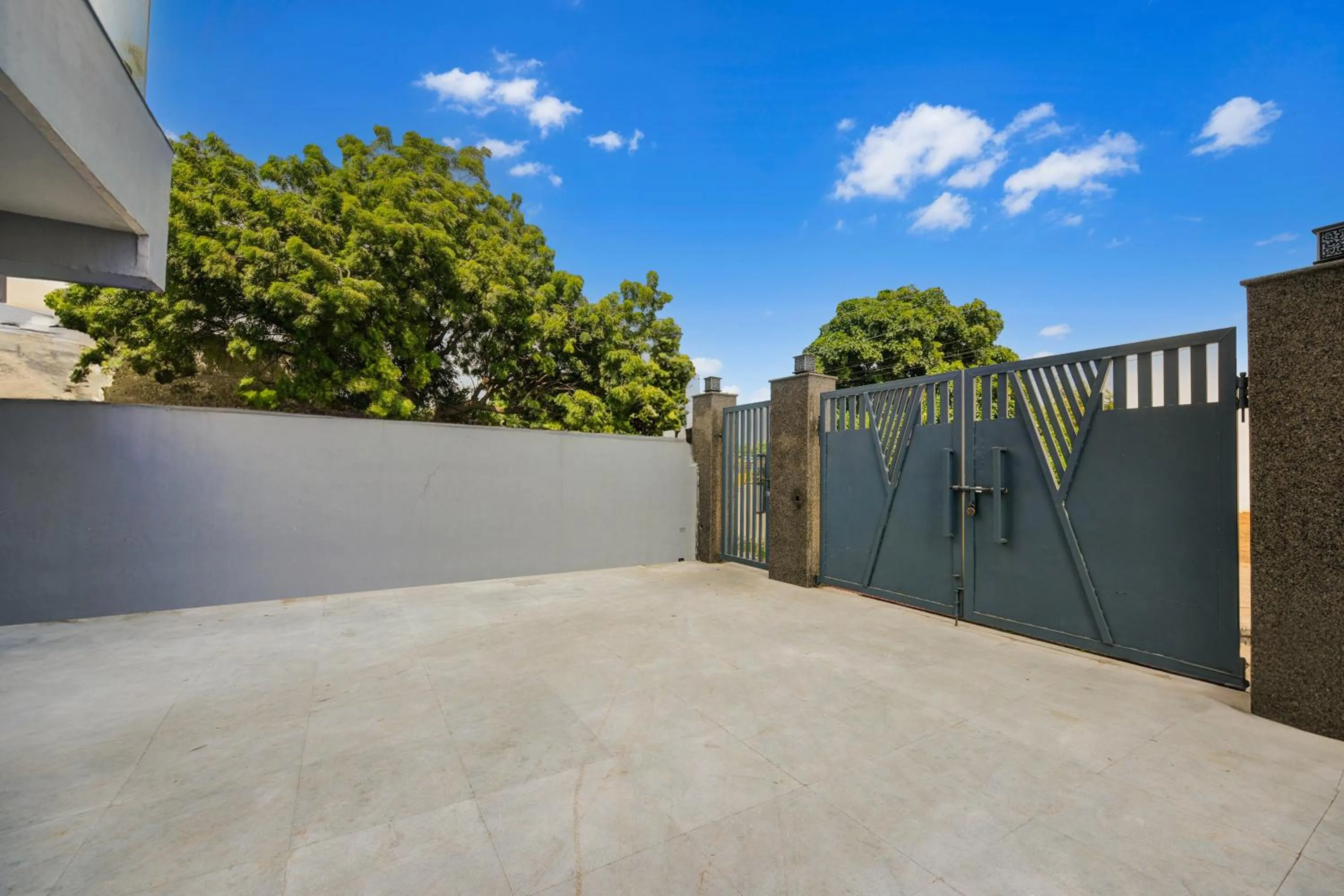 Facade/entrance in Hotel O Ridge Way Stays