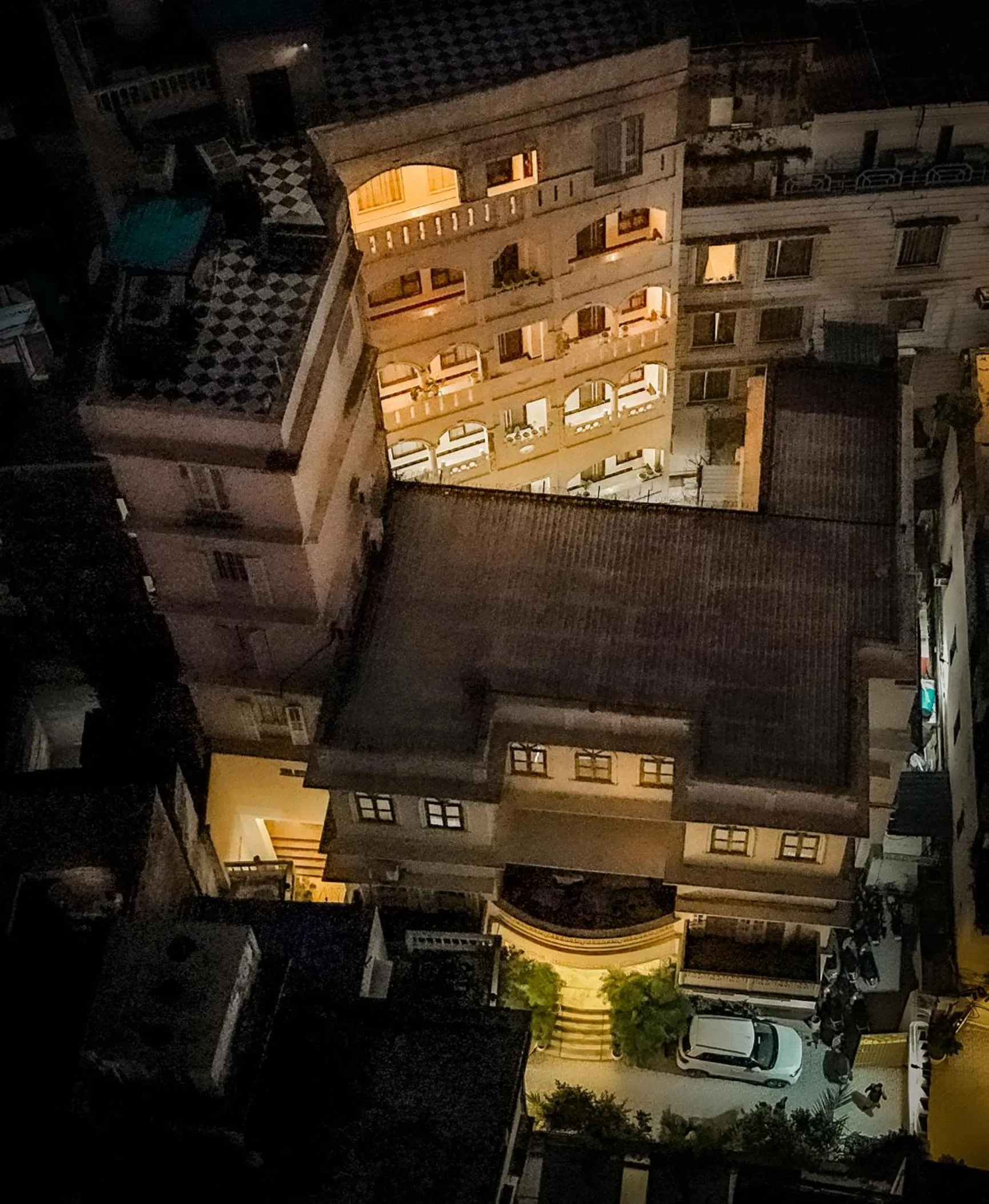 Property building in Shree Ganesha Palace Near Kashi Vishwanath Temple
