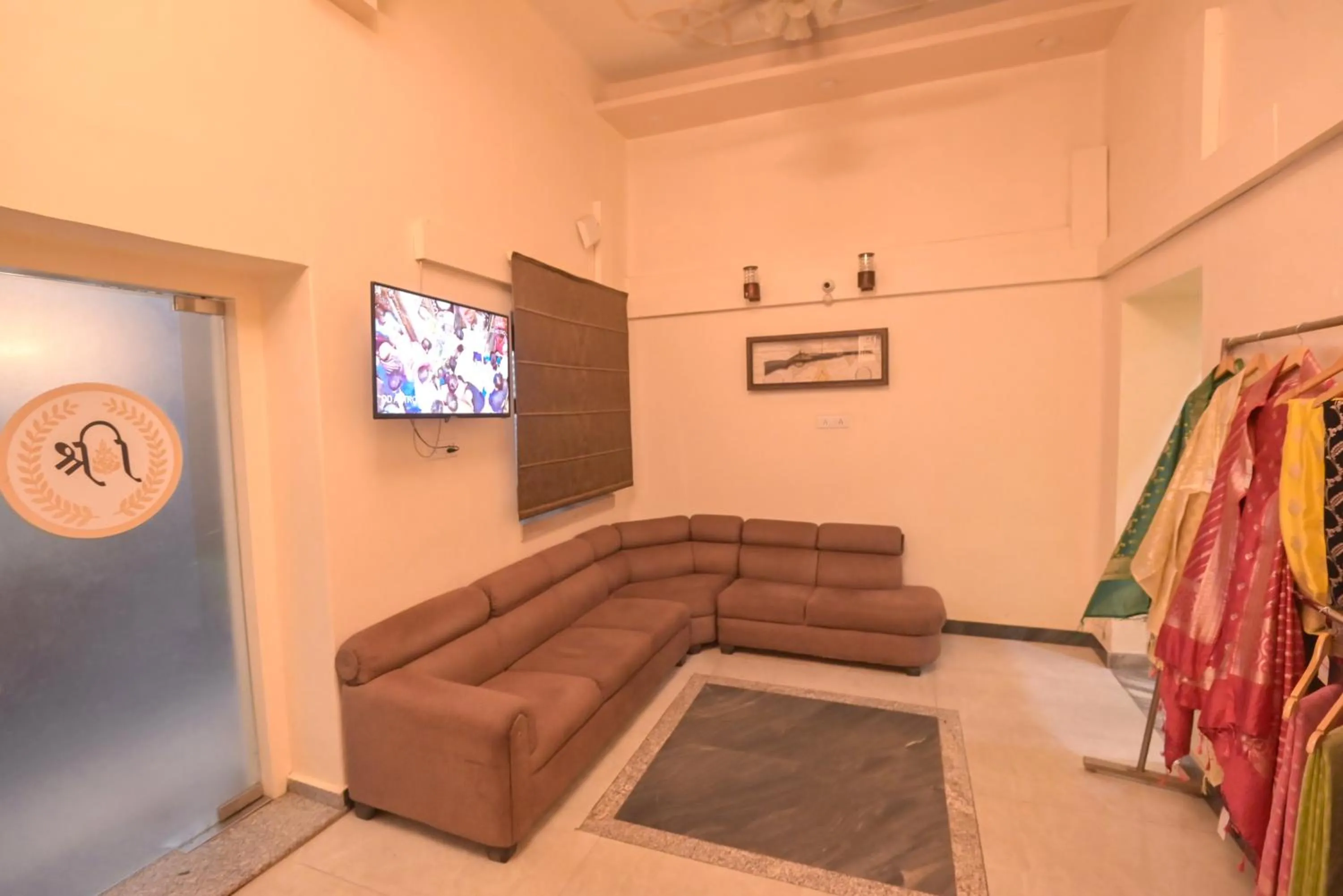 Seating area in Shree Ganesha Palace Near Kashi Vishwanath Temple
