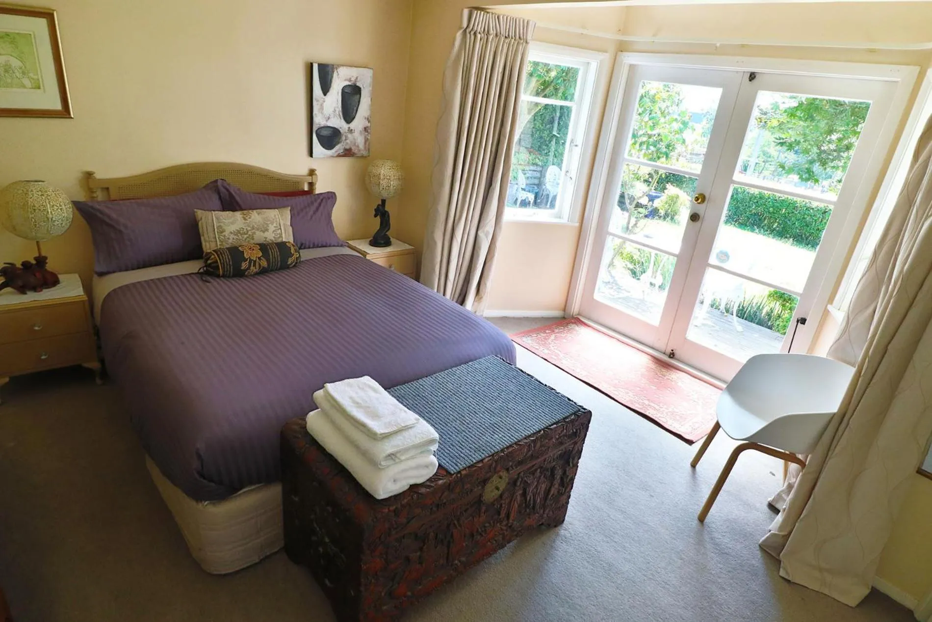 Bed in Magpie Cottage Homestay Bed & Breakfast