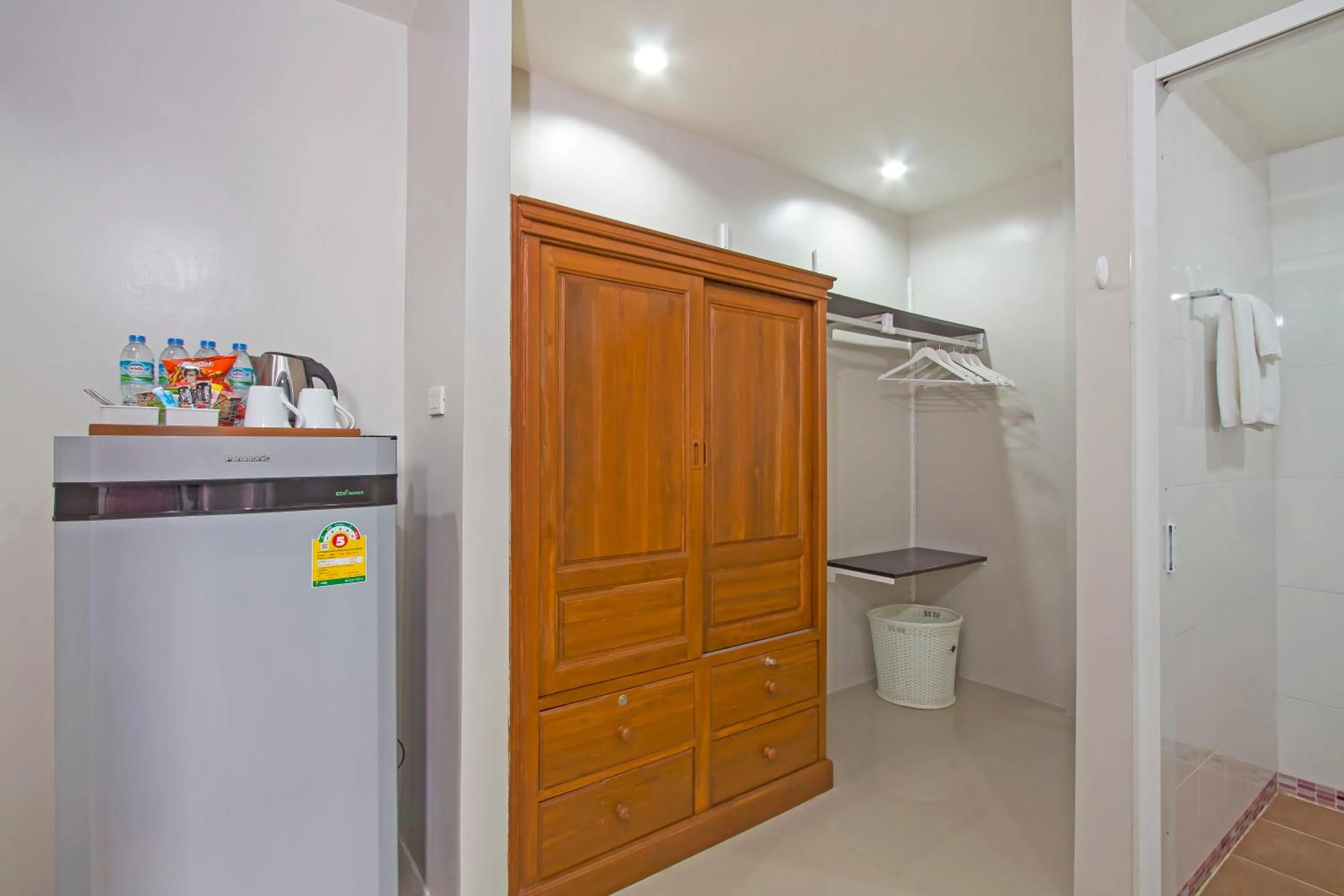 wardrobe in Maikhao Home Garden Bungalow